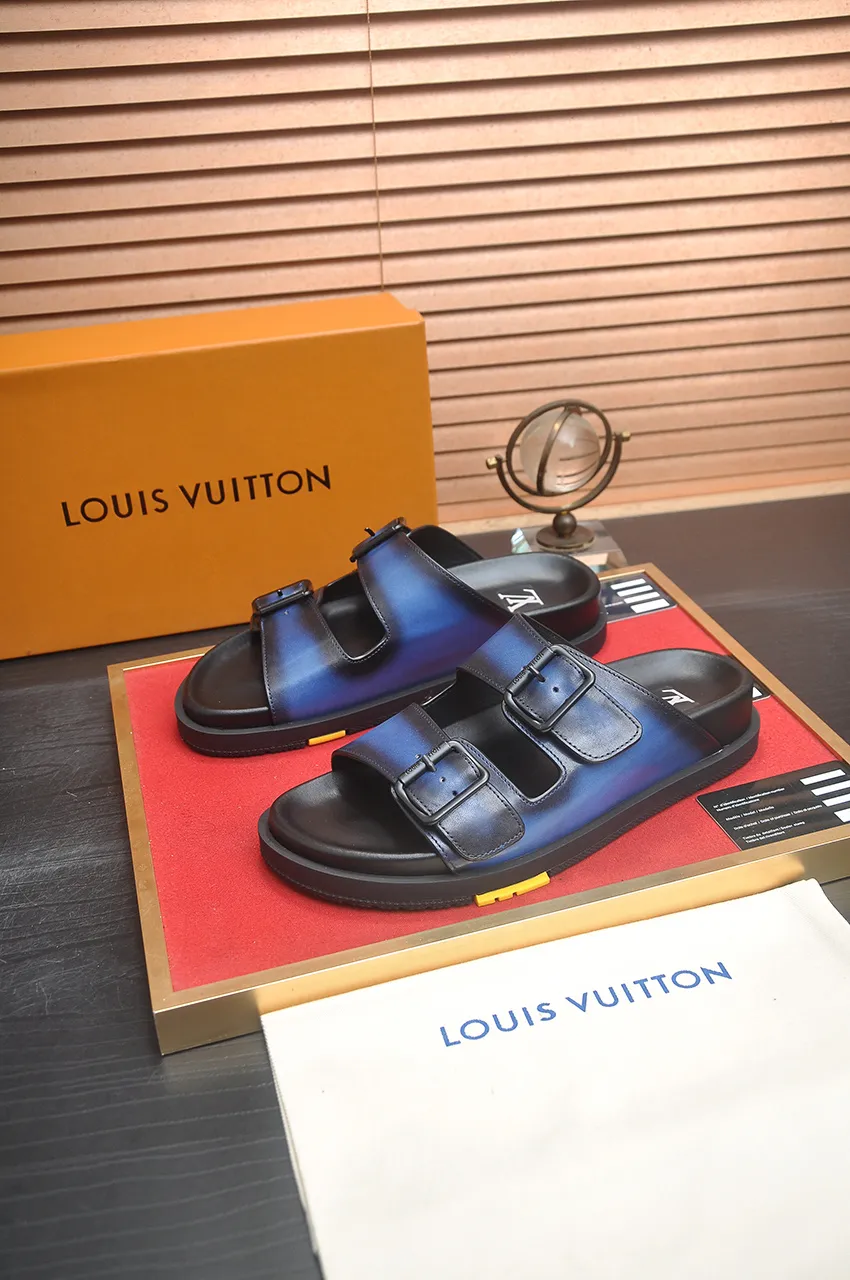 Louis Vuitton ブルーサンダル 夏の必需品 - 画像 (4)