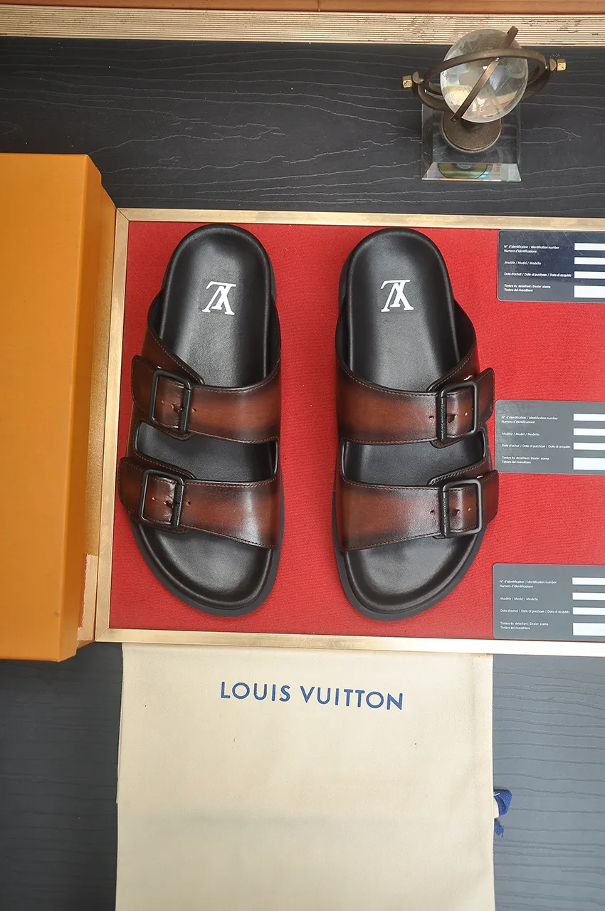Louis Vuitton ブラウンサンダル 夏季必需品