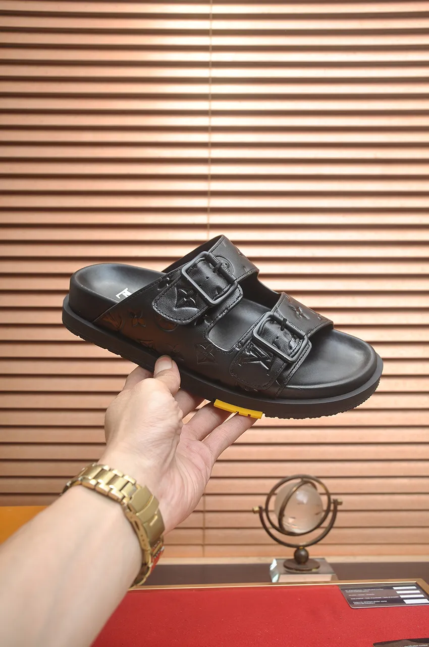 ルイヴィトン ブラック サンダル スタイル - 画像 (7)