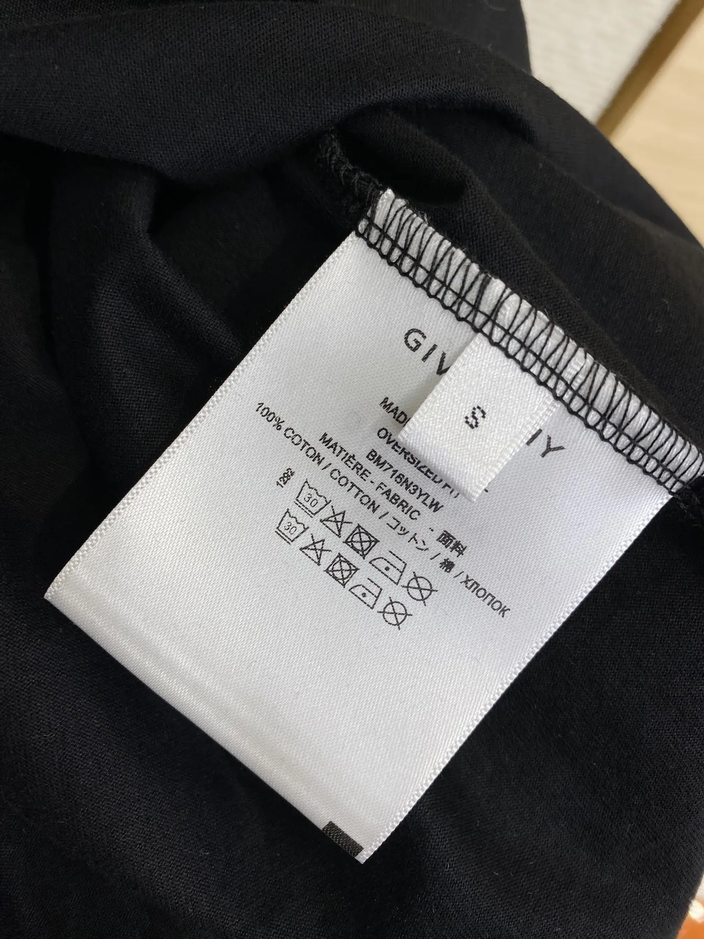 Givenchy ジバンシィ黒飛馬刺繍半袖Tシャツ - 画像 (12)