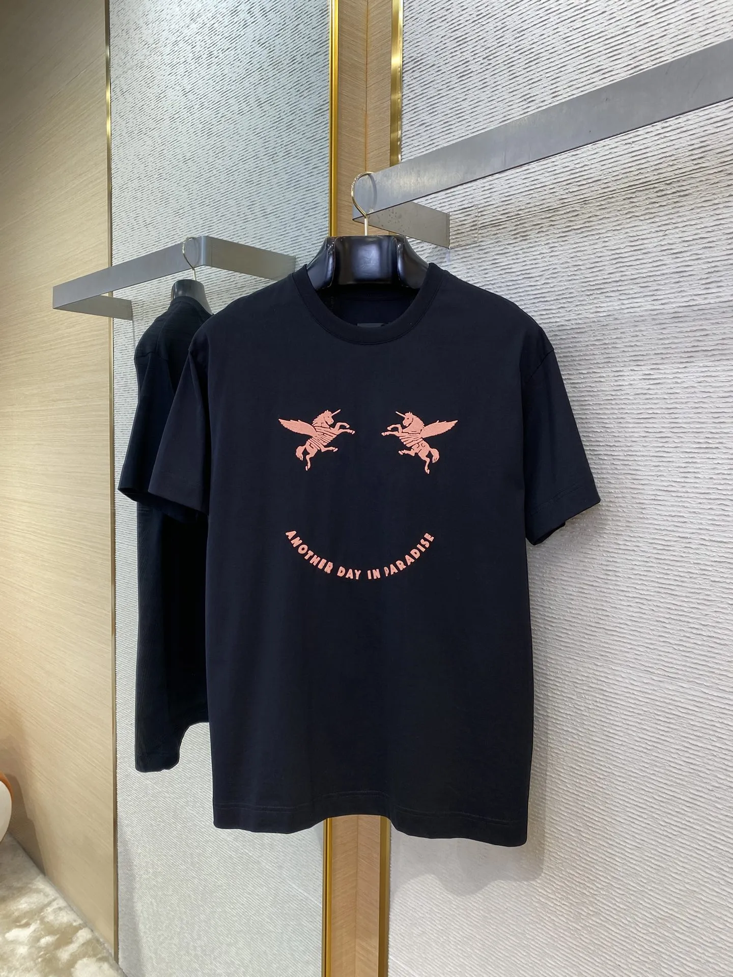 Givenchy ジバンシィ黒飛馬刺繍半袖Tシャツ - 画像 (6)