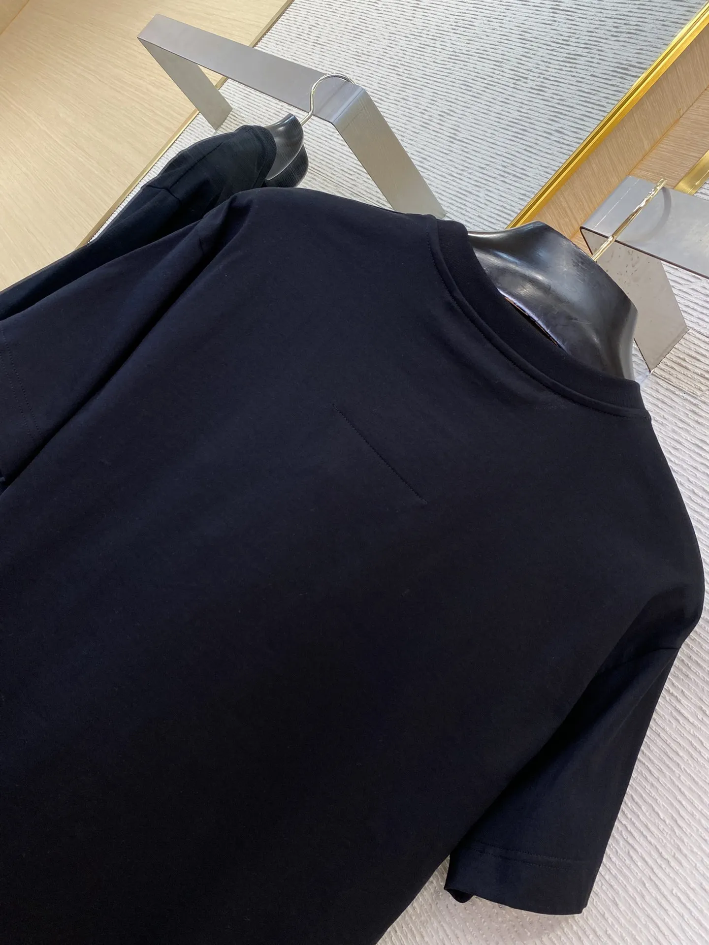 Givenchy ジバンシィ黒飛馬刺繍半袖Tシャツ - 画像 (10)