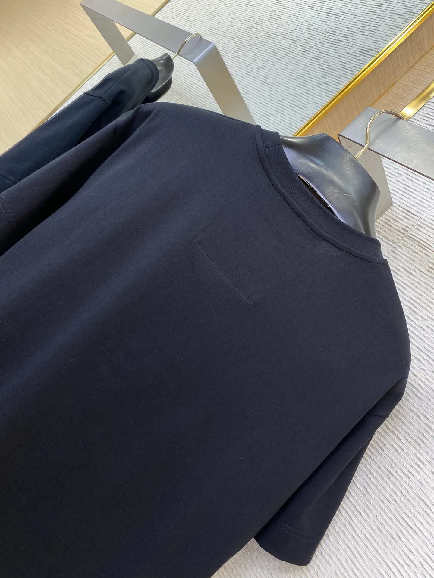 Givenchy ジバンシィ黒アルファベット刺繍半袖Tシャツ - 画像 (10)