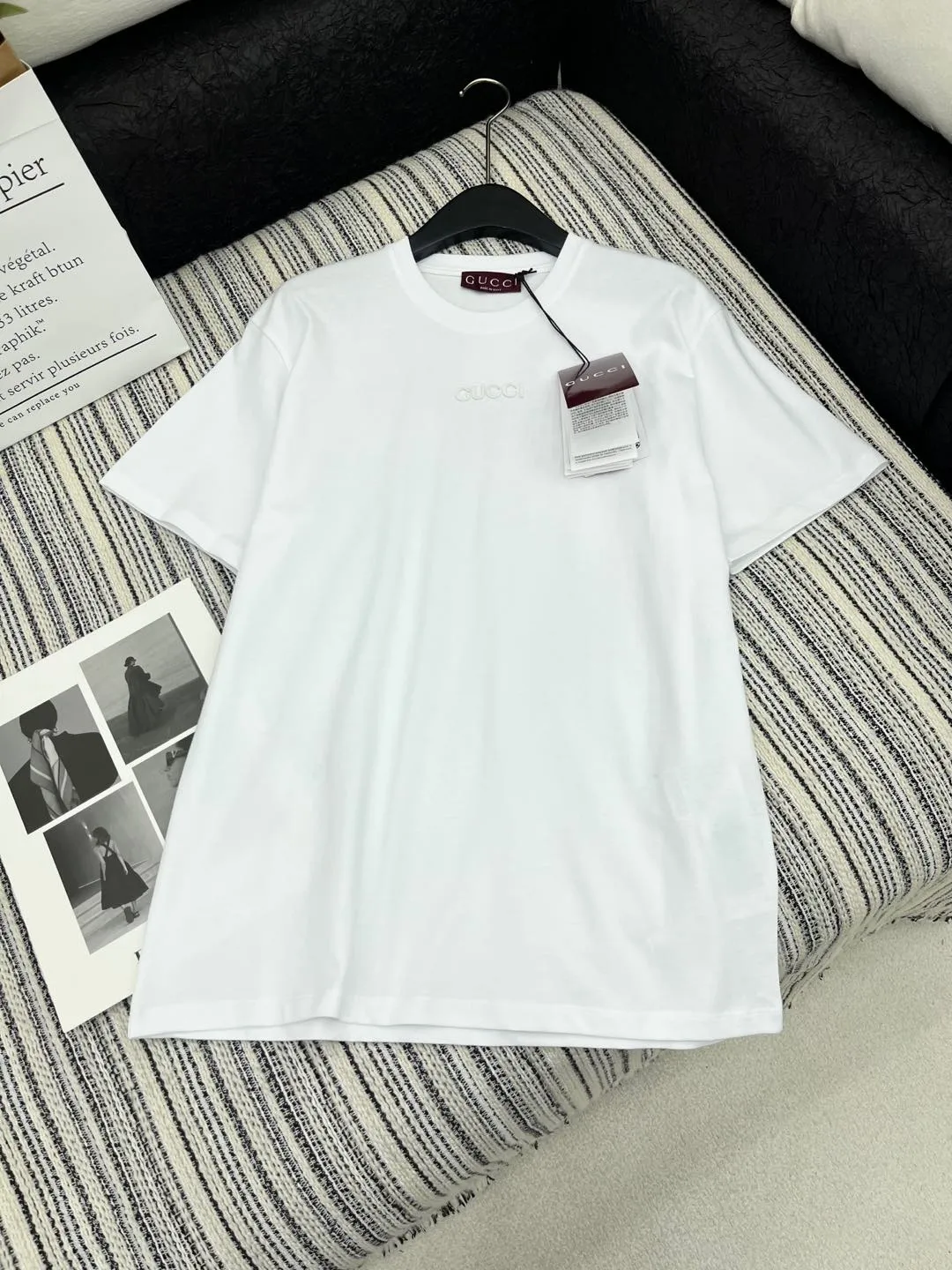 Gucci新作白プリント半袖Tシャツ