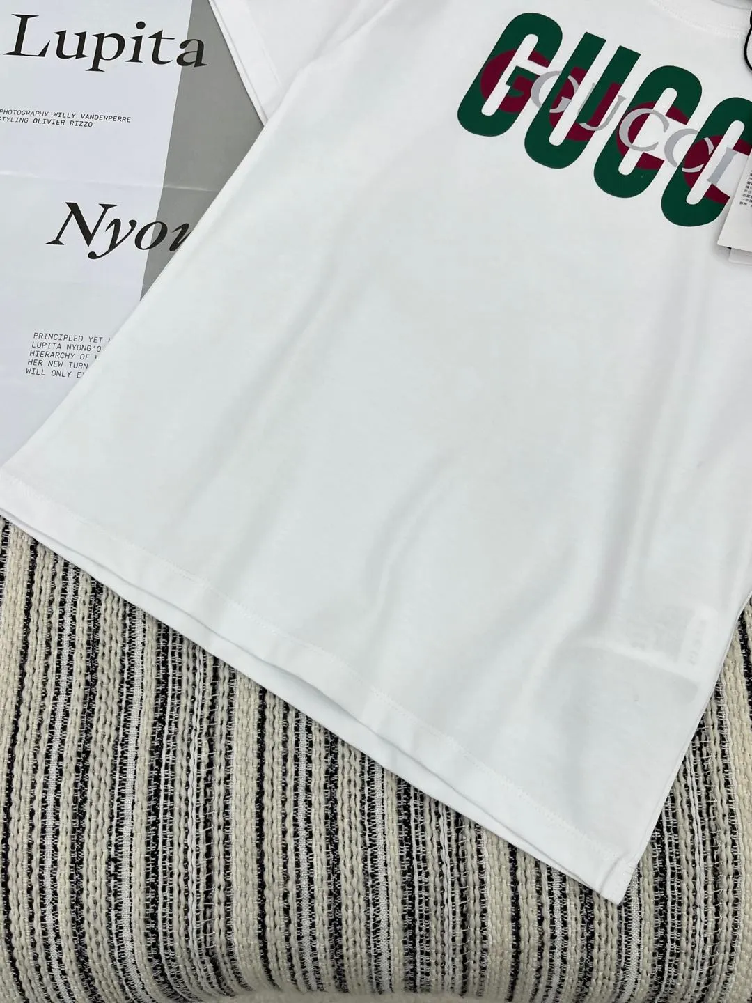 Gucci新作白プリント半袖Tシャツ - 画像 (6)