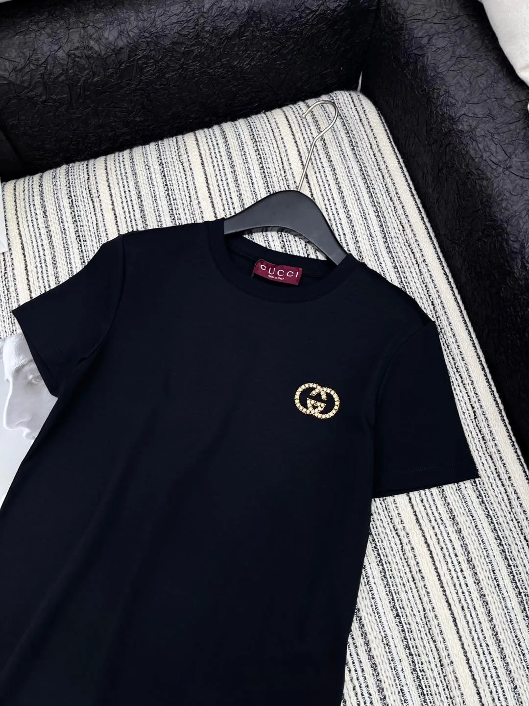 Gucci新作黒半袖Tシャツアルファベット - 画像 (3)