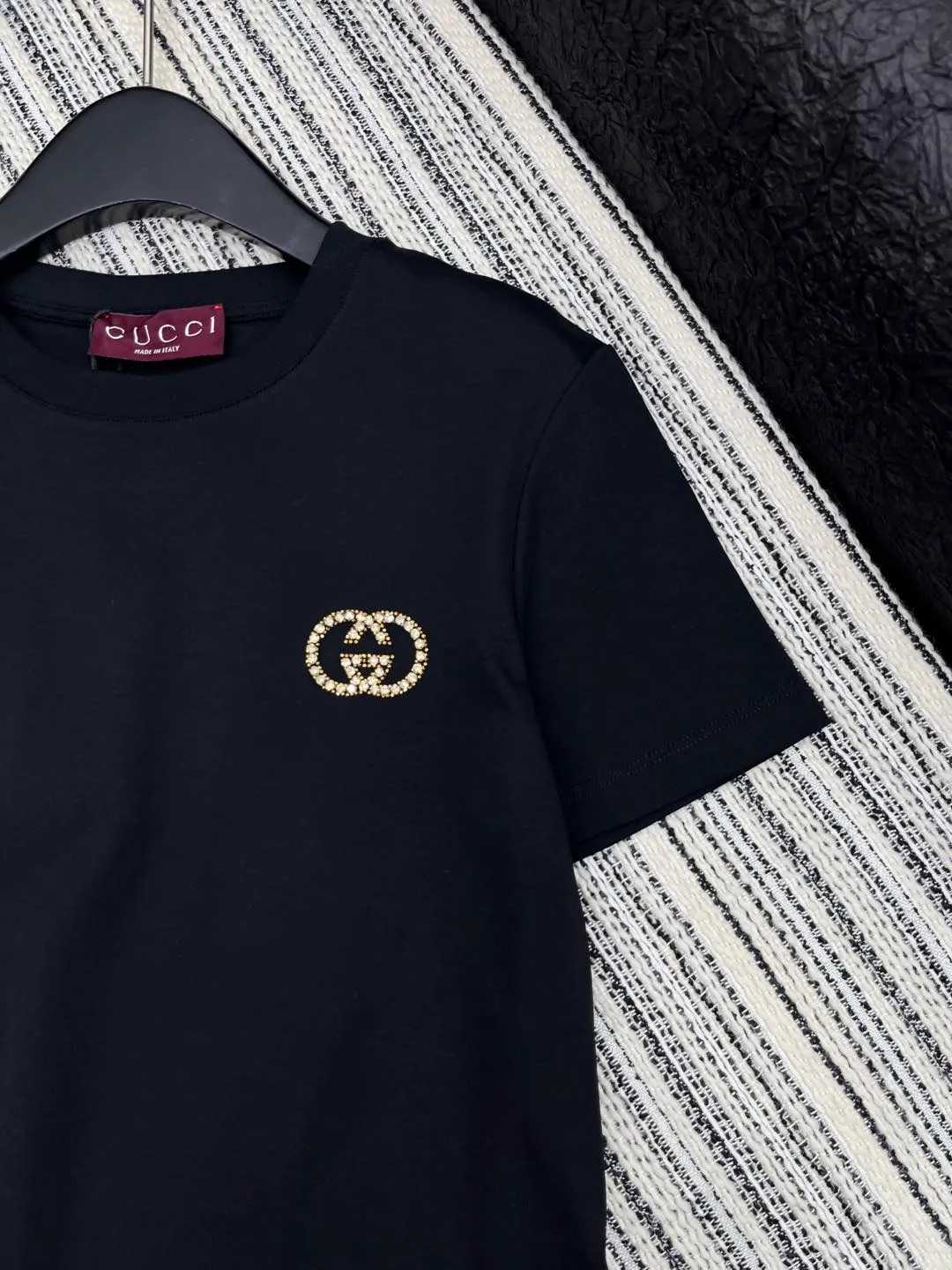 Gucci新作黒半袖Tシャツアルファベット - 画像 (4)