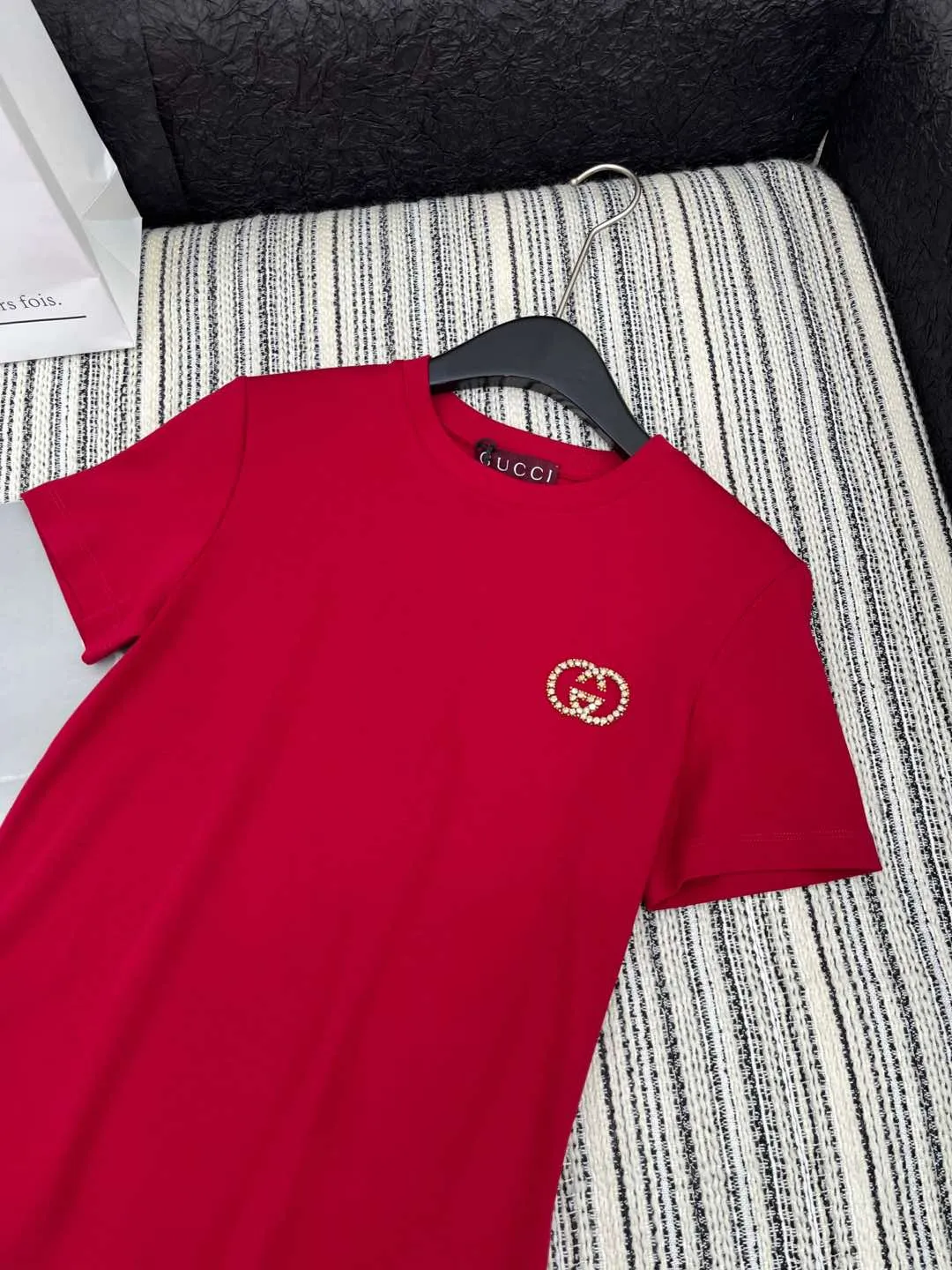 Gucci赤いアルファベット烫钻半袖Tシャツ - 画像 (3)