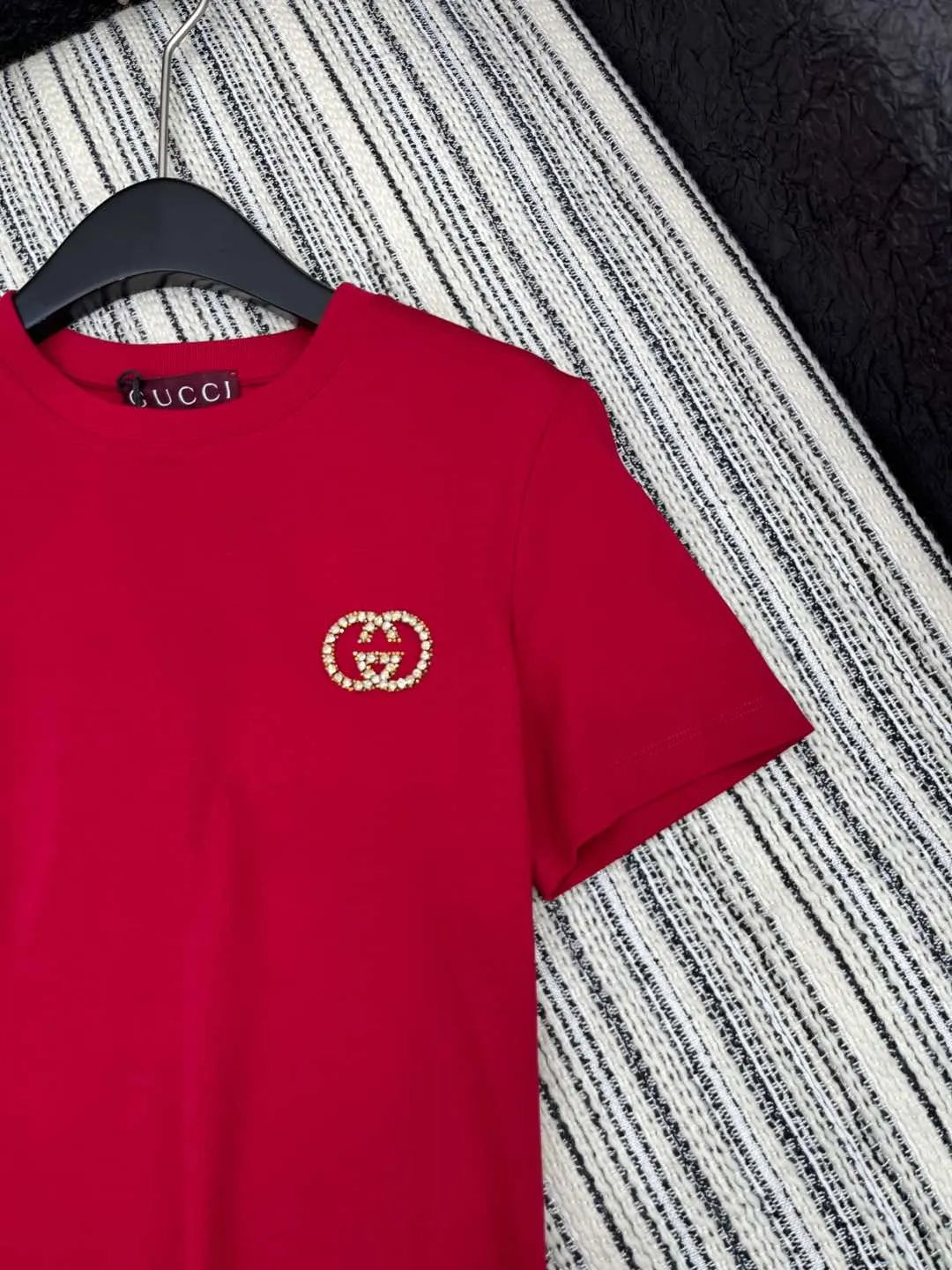 Gucci赤いアルファベット烫钻半袖Tシャツ - 画像 (4)