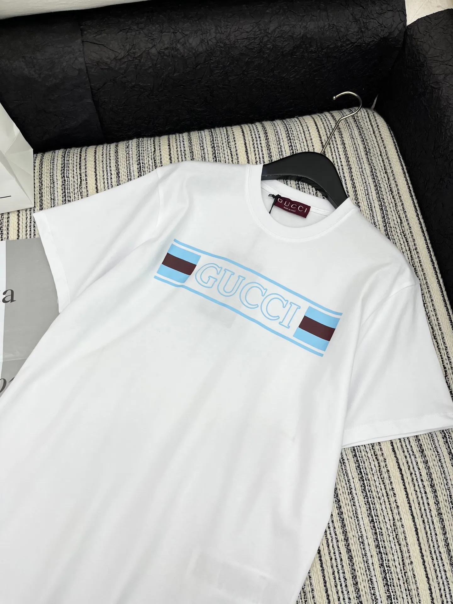 Gucci新作白プリント半袖Tシャツ - 画像 (3)