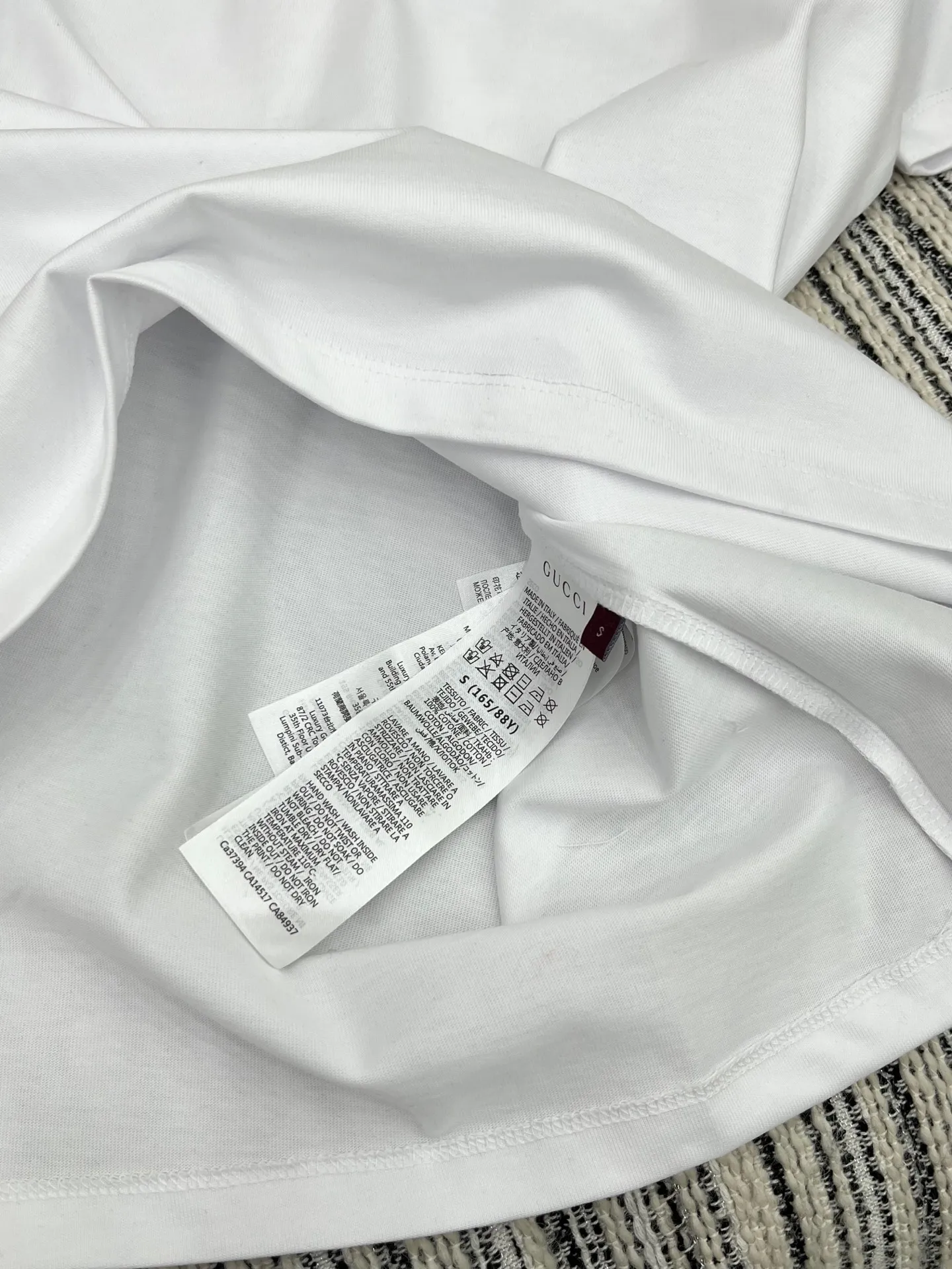 Gucci新作白プリント半袖Tシャツ - 画像 (5)