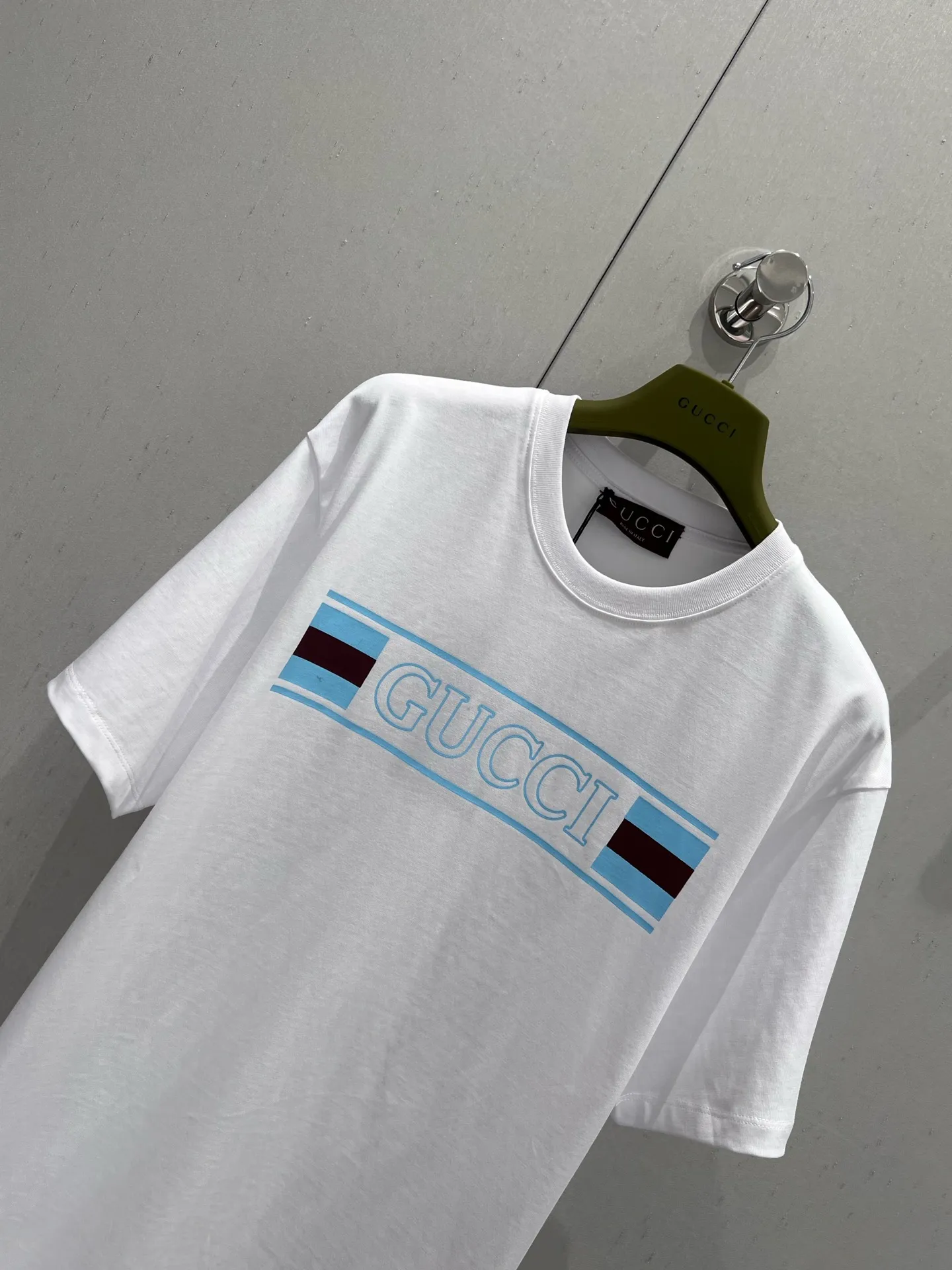 Gucci新作白ストライププリント半袖Tシャツ - 画像 (4)