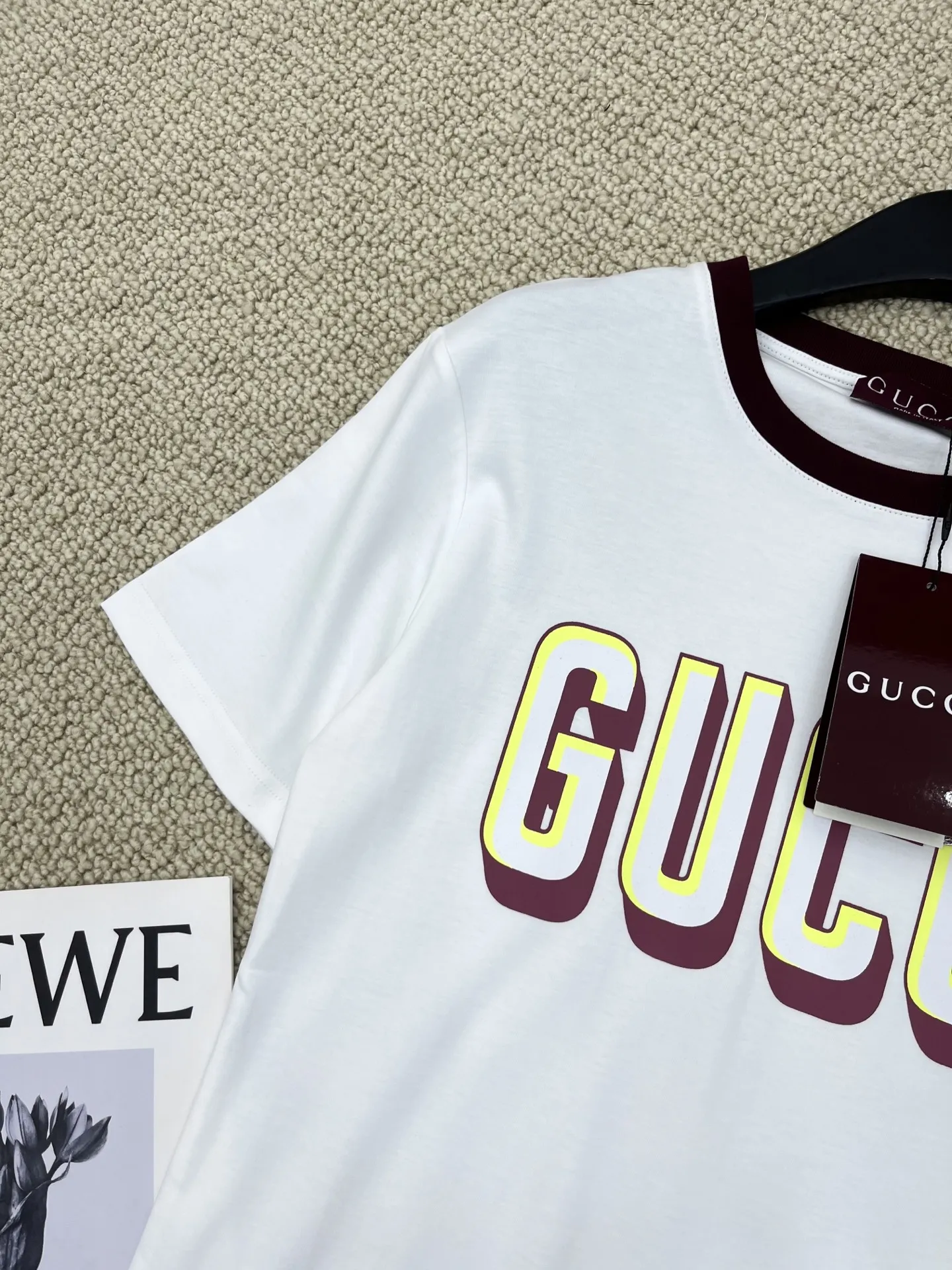 Gucci新作白プリント半袖Tシャツ - 画像 (4)