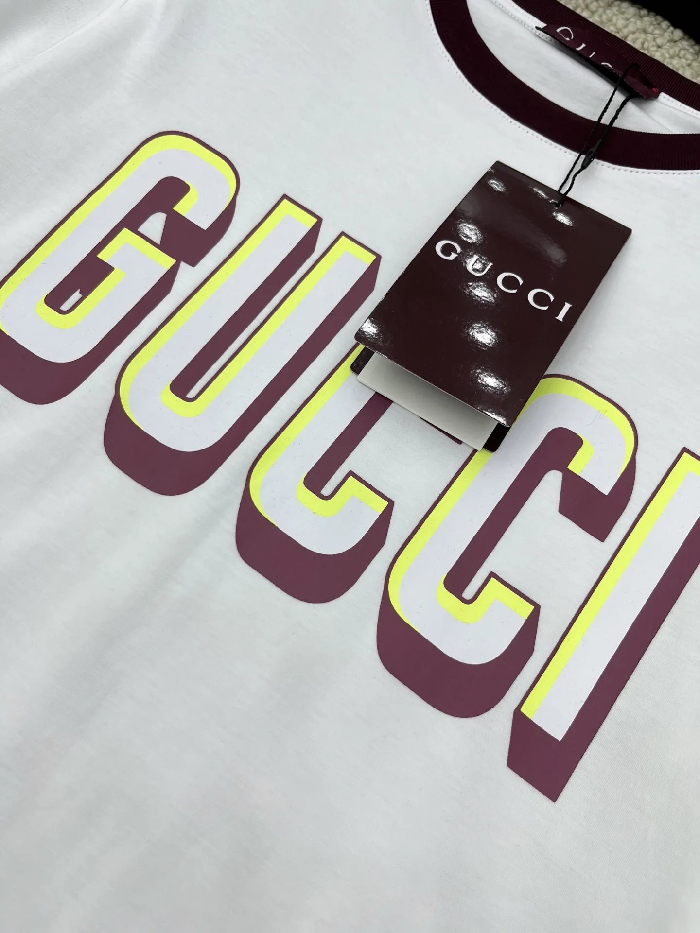 Gucci新作白プリント半袖Tシャツ - 画像 (5)