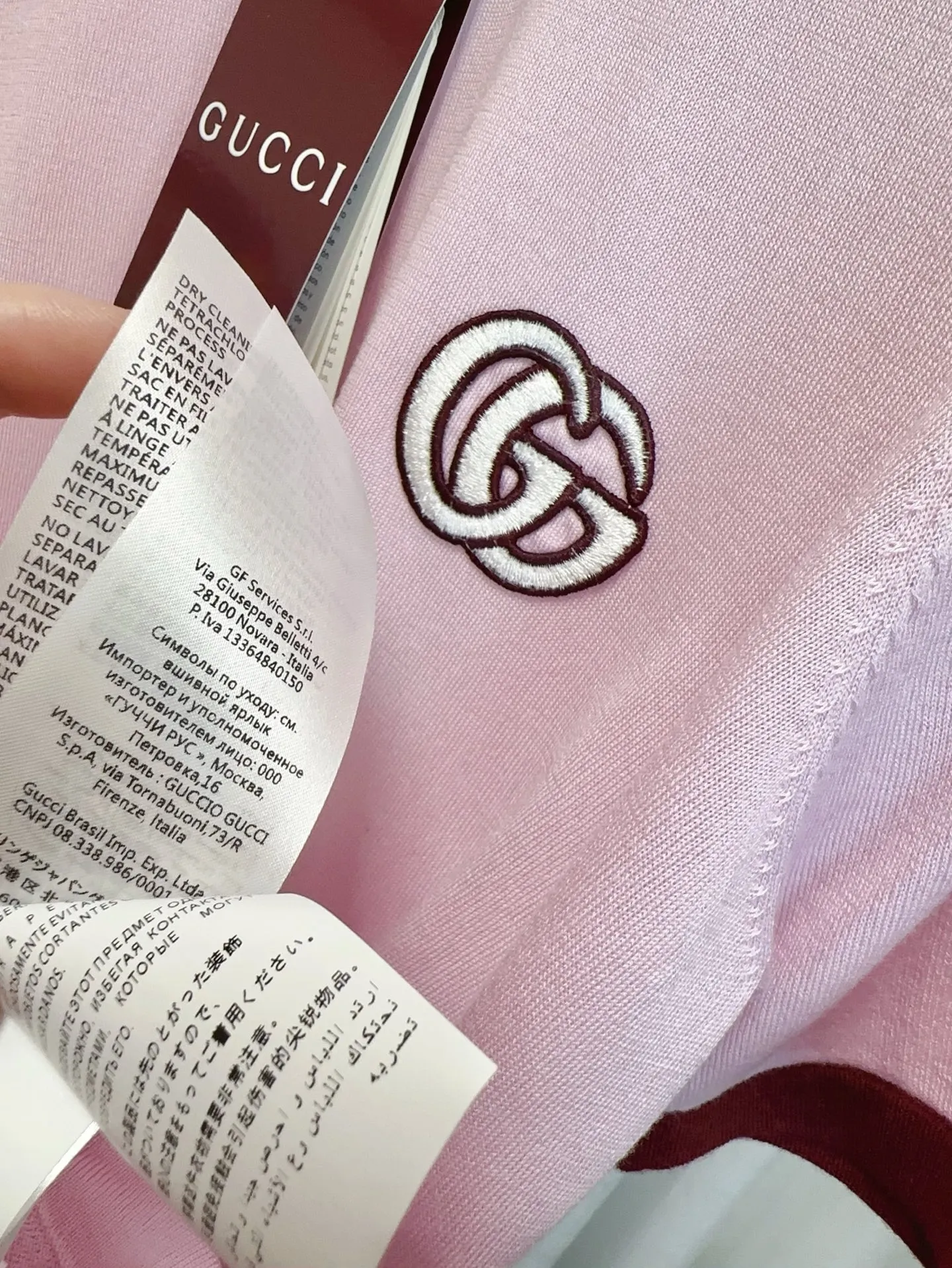 GUCCI新作ピンク半袖Tシャツ刺繍ロゴ - 画像 (10)