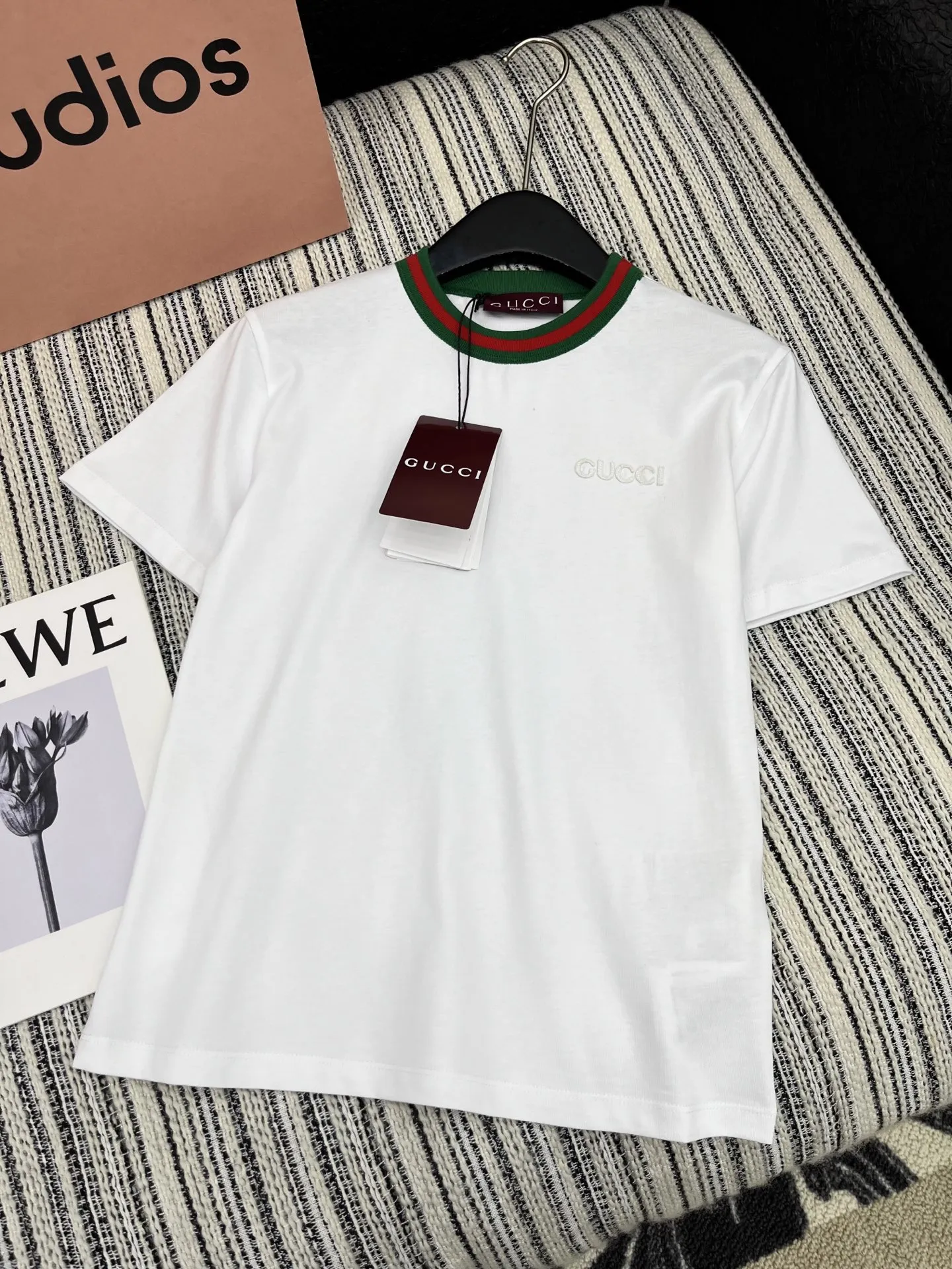Gucci新作白カラーマッチング半袖Tシャツ