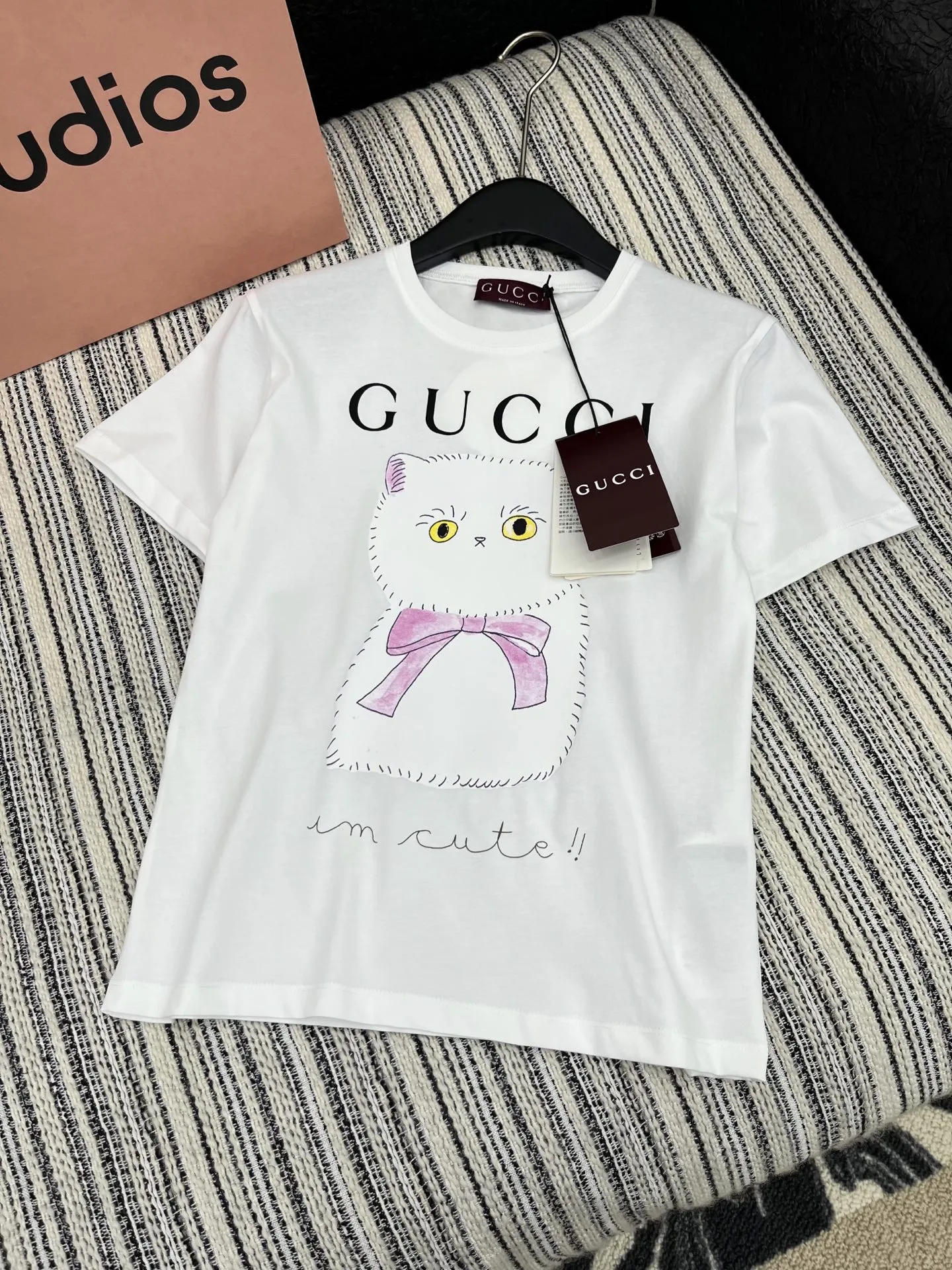 Gucci新作白プリント半袖Tシャツ