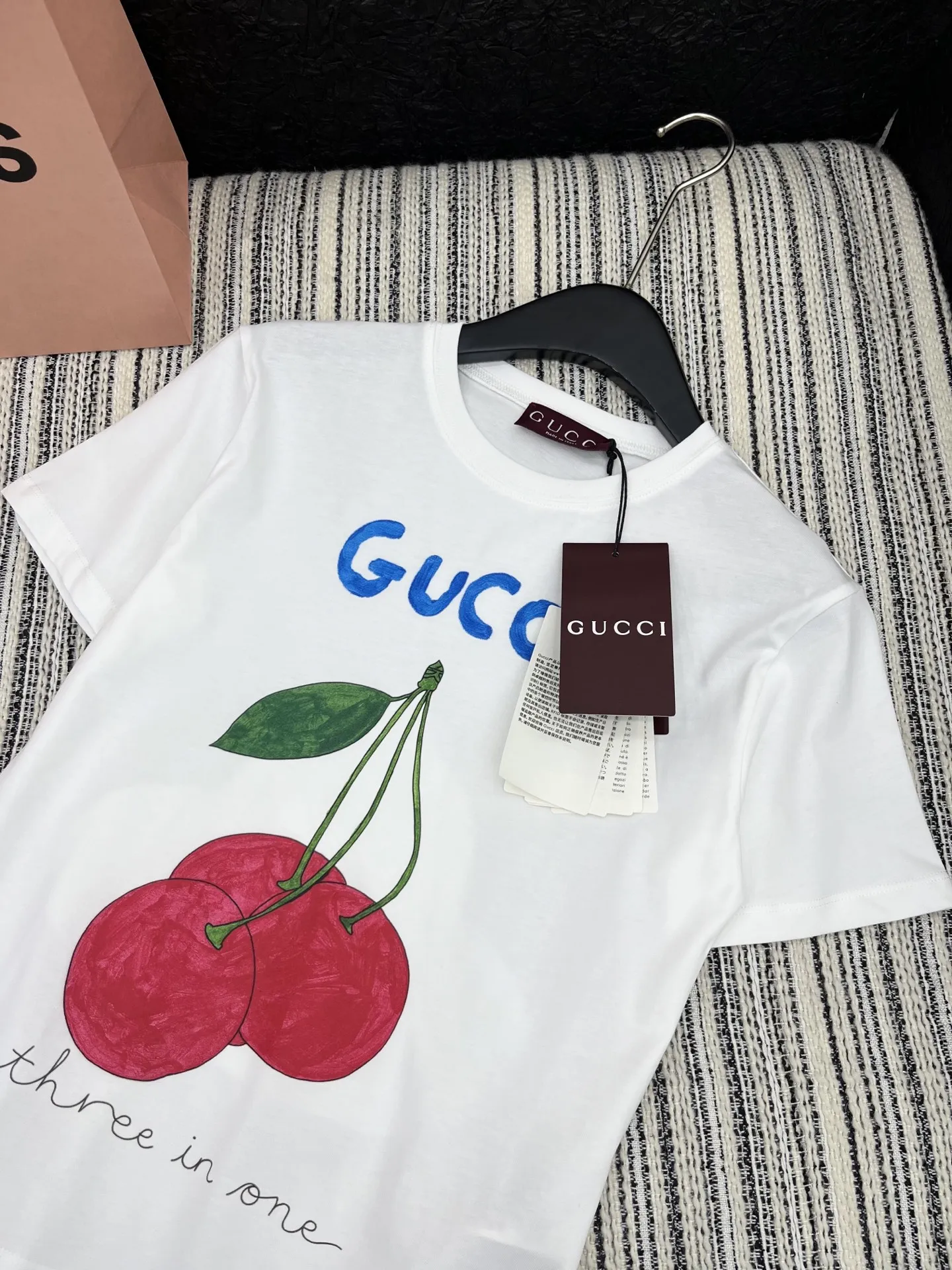 Gucci新作白プリント半袖Tシャツ - 画像 (3)