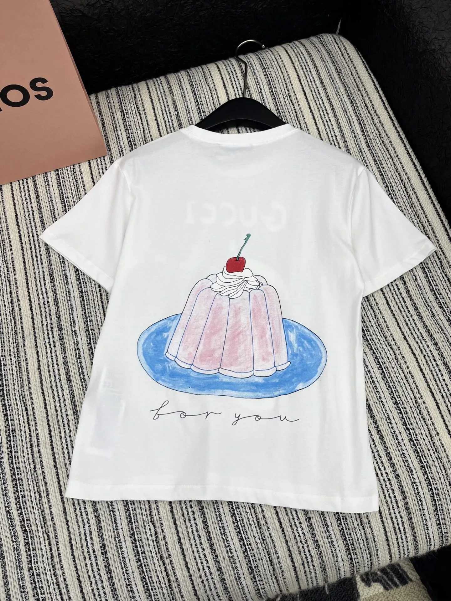 Gucci新作白プリント半袖Tシャツ - 画像 (7)