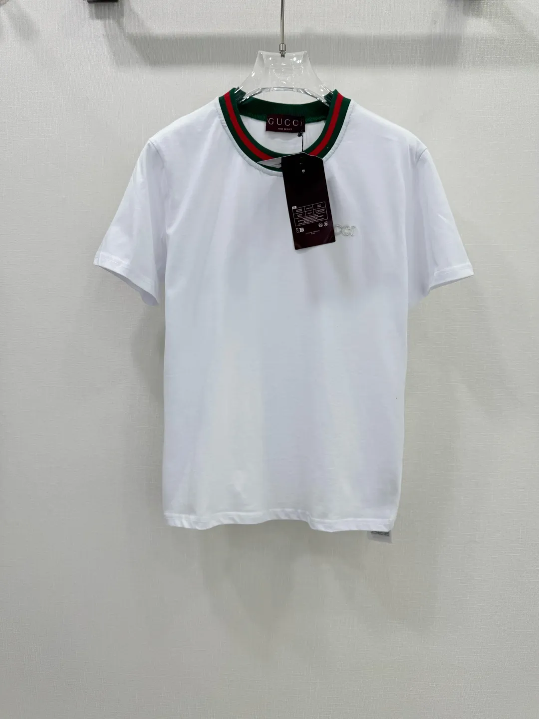 Gucci新作白アルファベット半袖Tシャツ