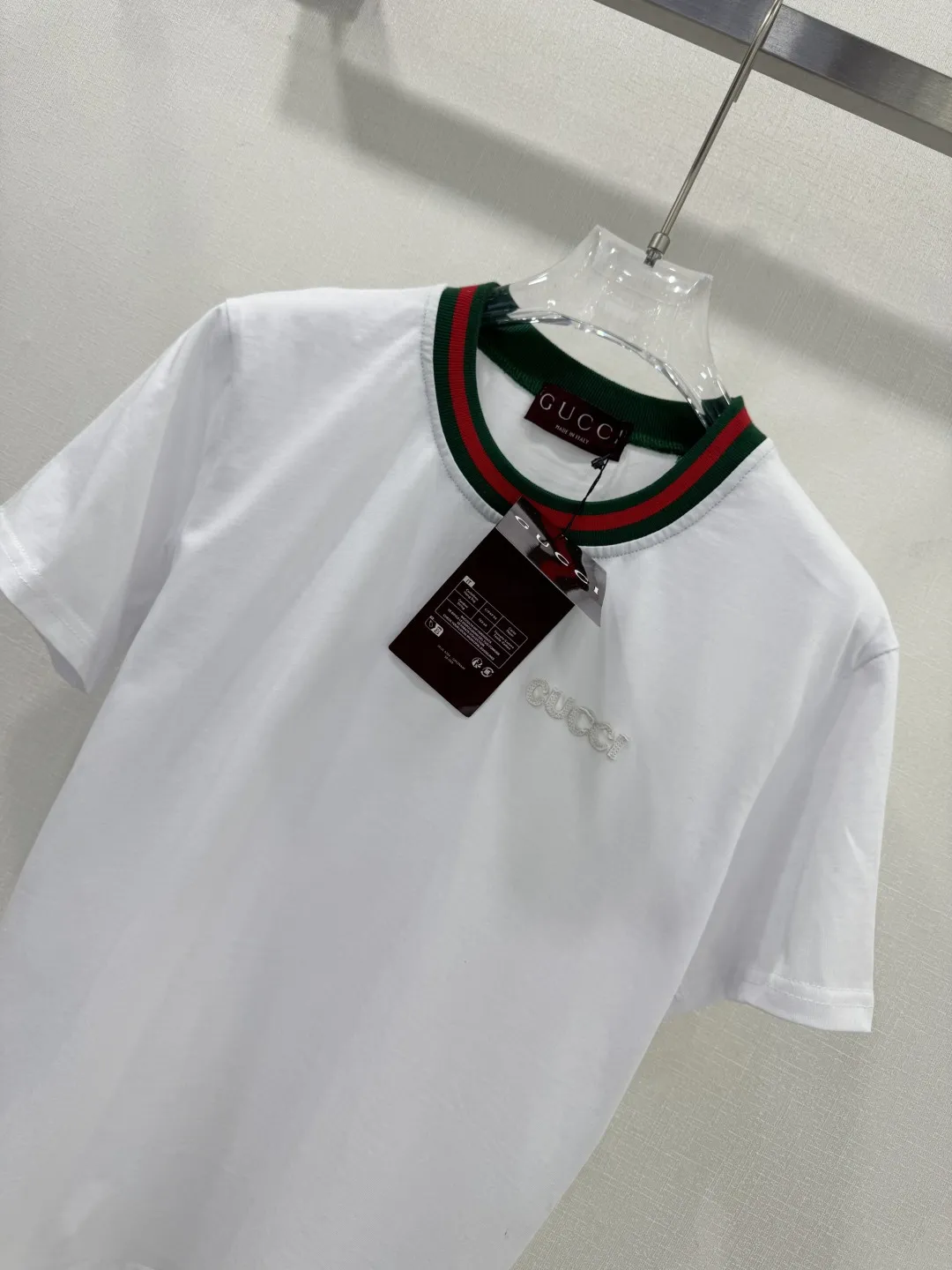 Gucci新作白アルファベット半袖Tシャツ - 画像 (5)