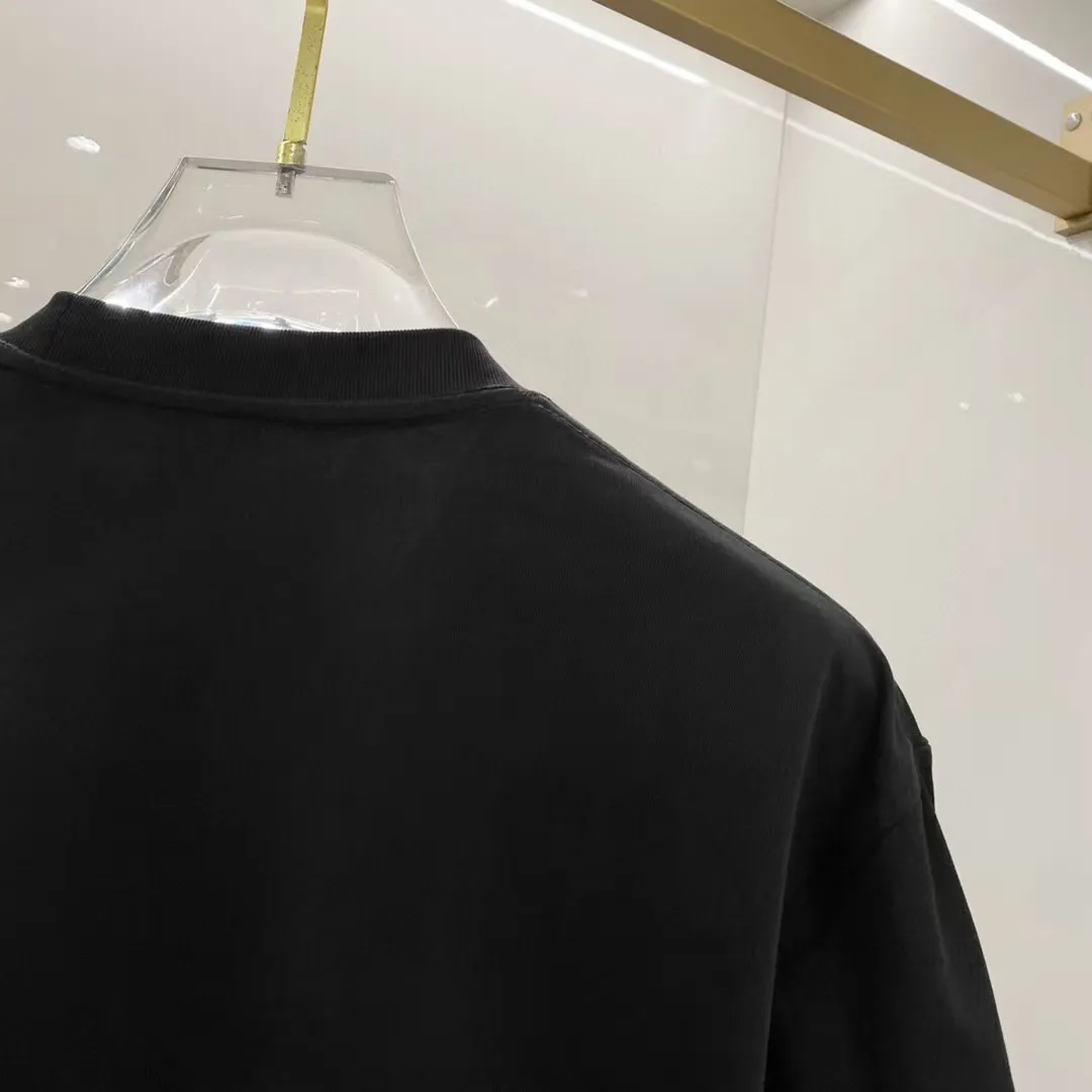 FENDI 黒Tシャツ2025春夏新作 - 画像 (4)