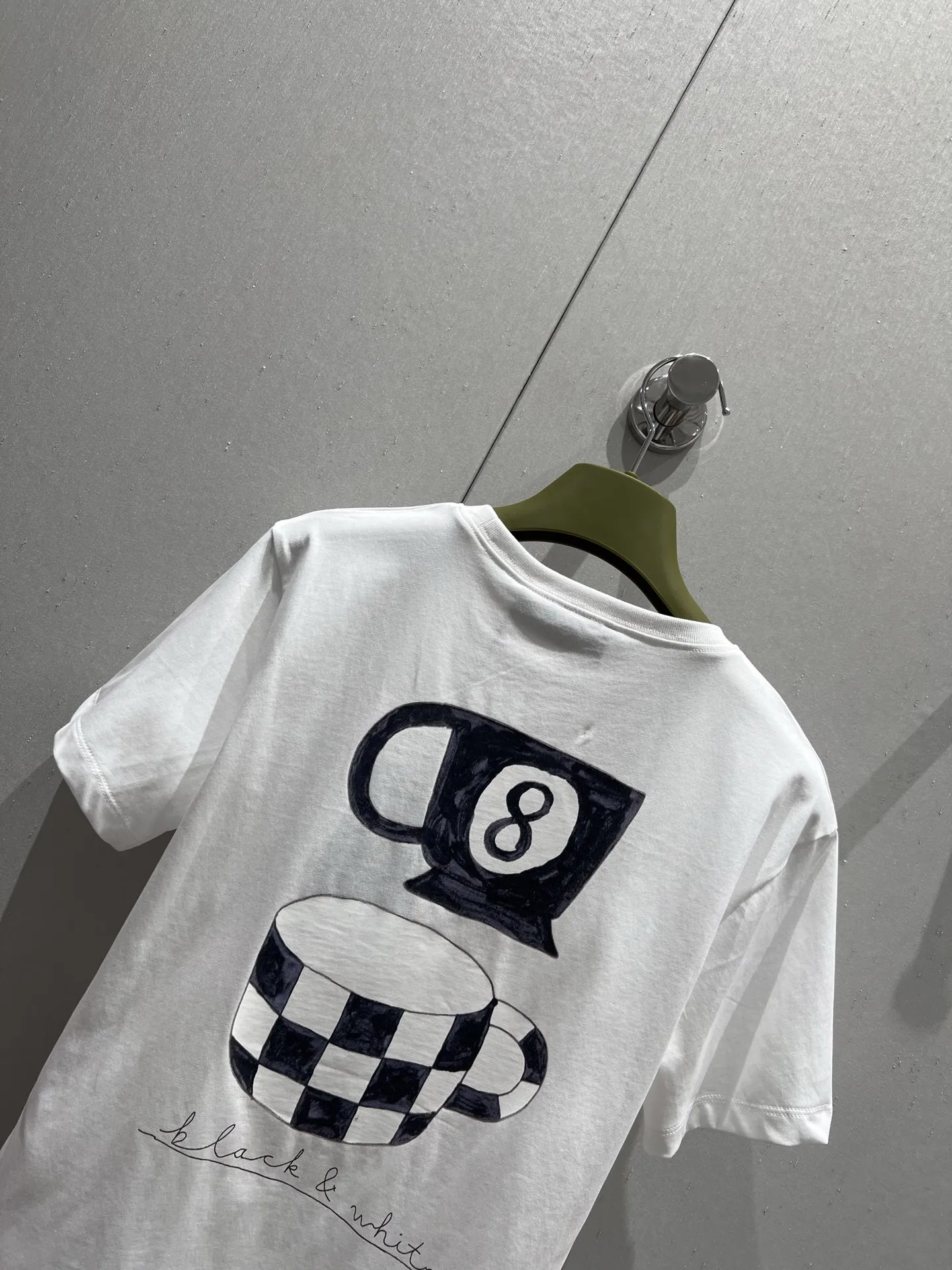 Gucci新作白黒クマプリント半袖Tシャツ - 画像 (5)