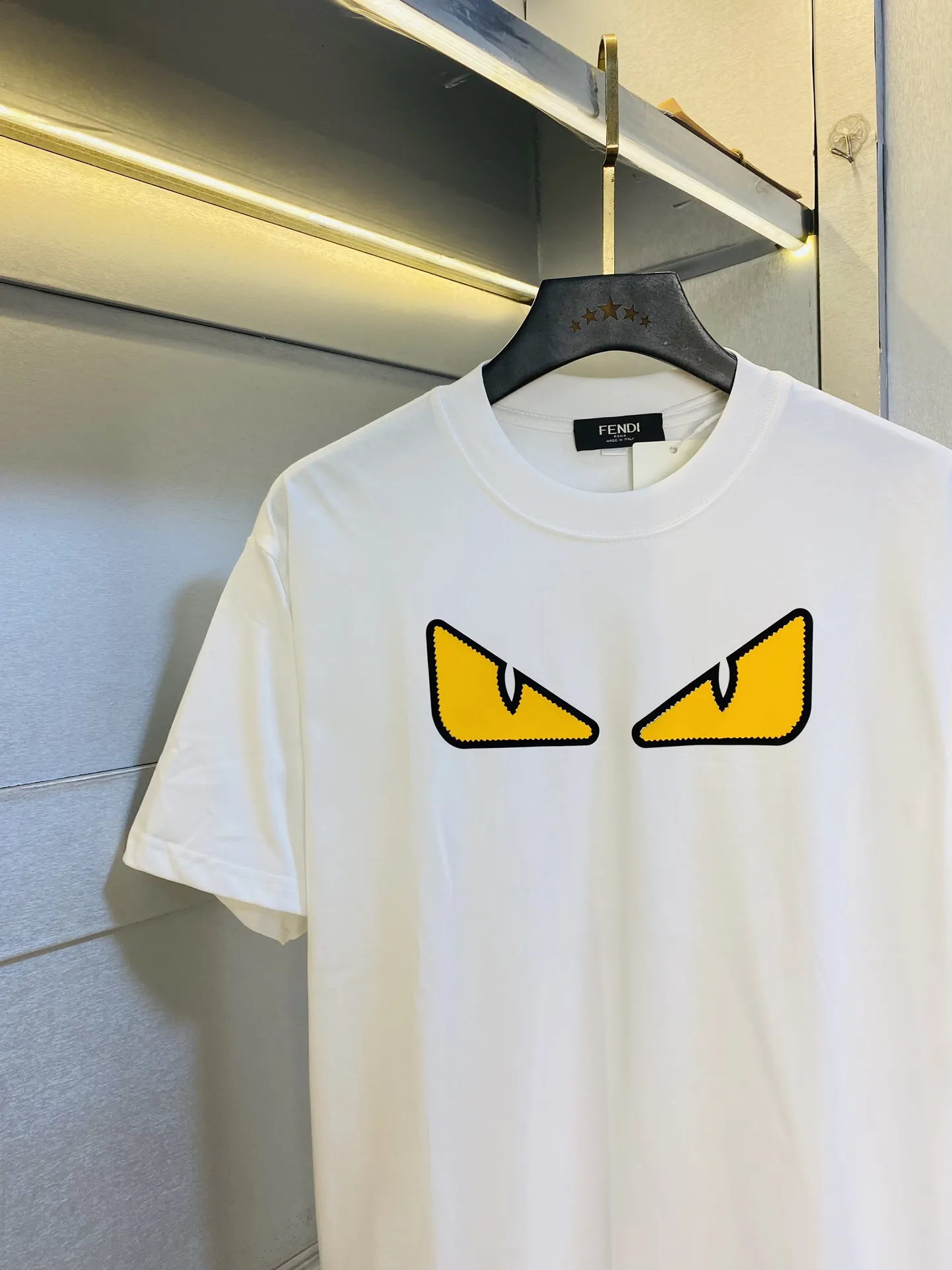 FENDI 黒Tシャツ2025新作モンスターデザイン - 画像 (5)