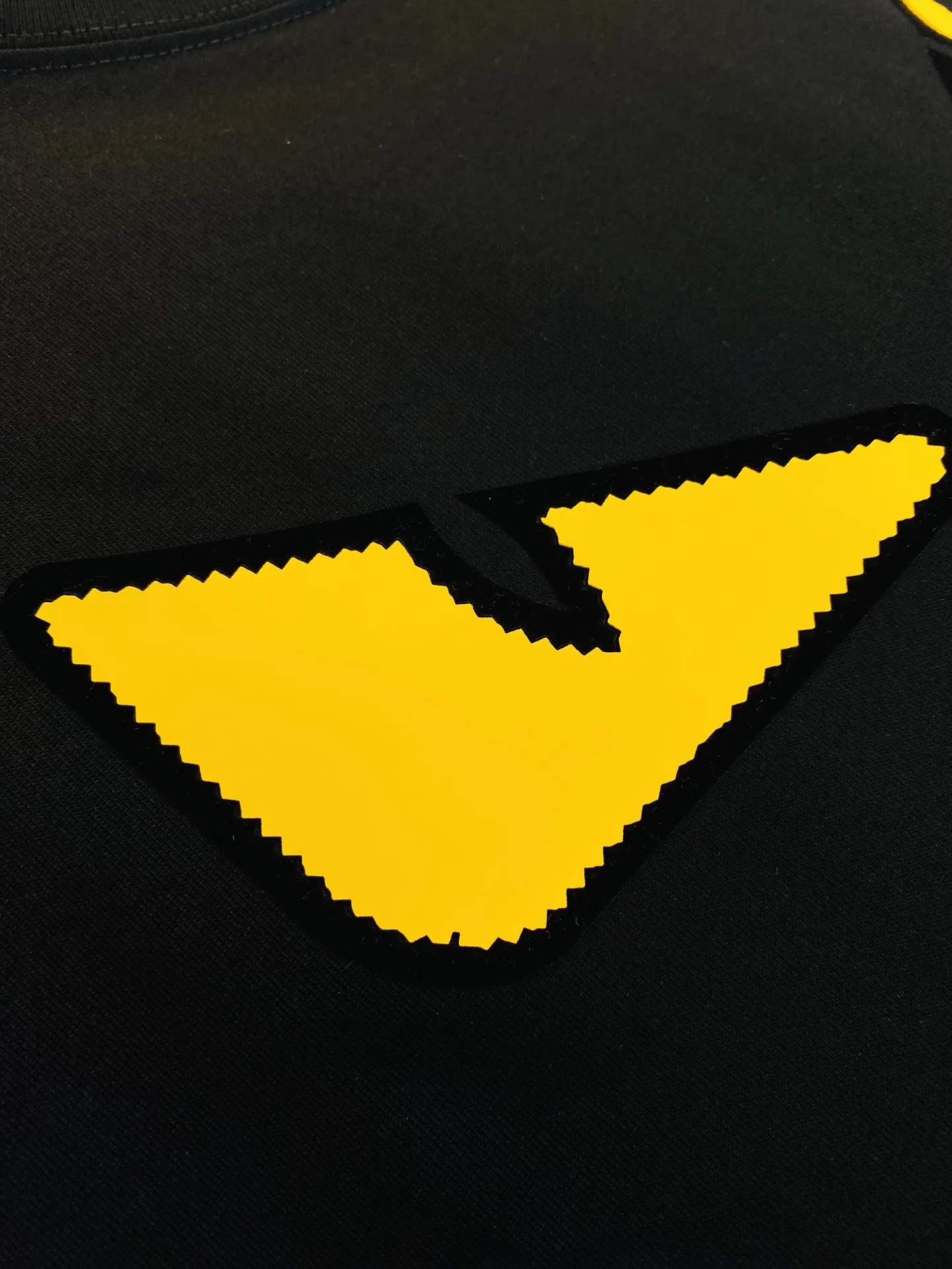 FENDI 黒Tシャツ2025新作モンスターデザイン - 画像 (9)