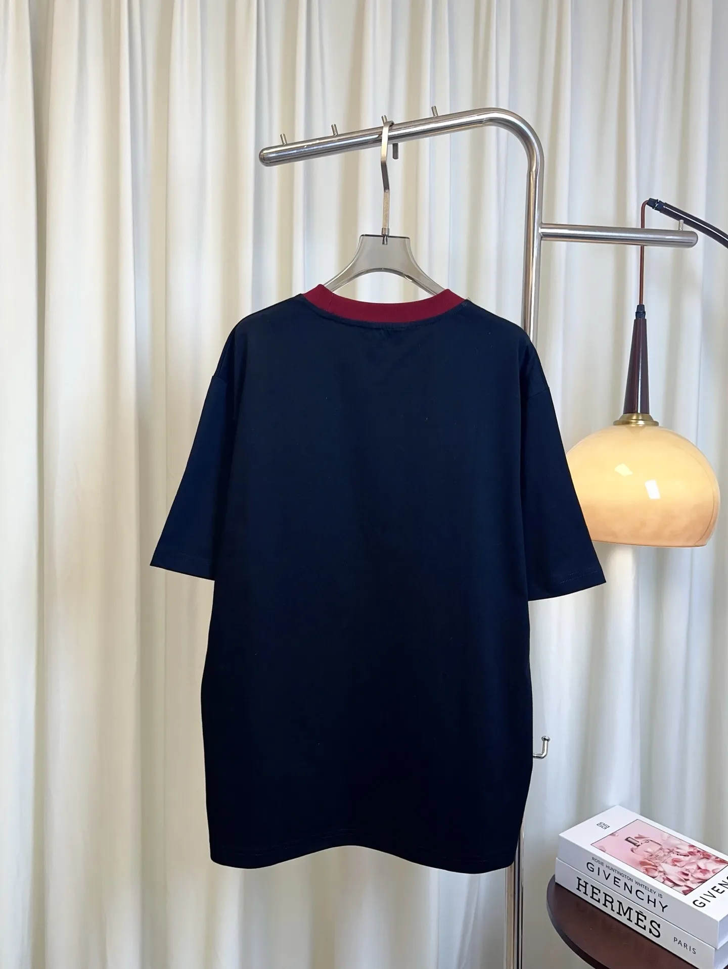 GUCCI新作黒プリント半袖Tシャツ - 画像 (3)