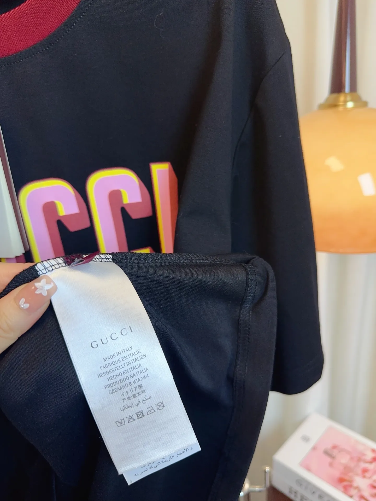 GUCCI新作黒プリント半袖Tシャツ - 画像 (9)