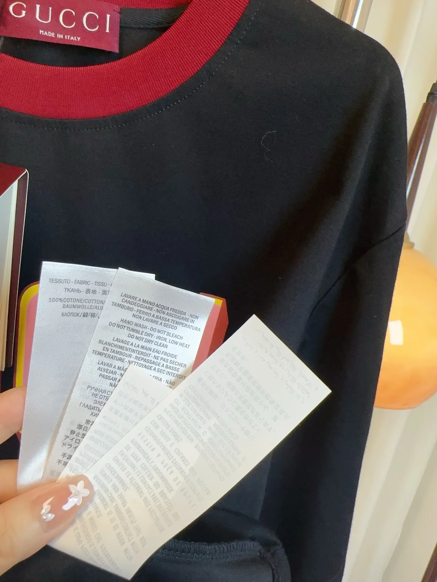 GUCCI新作黒プリント半袖Tシャツ - 画像 (10)