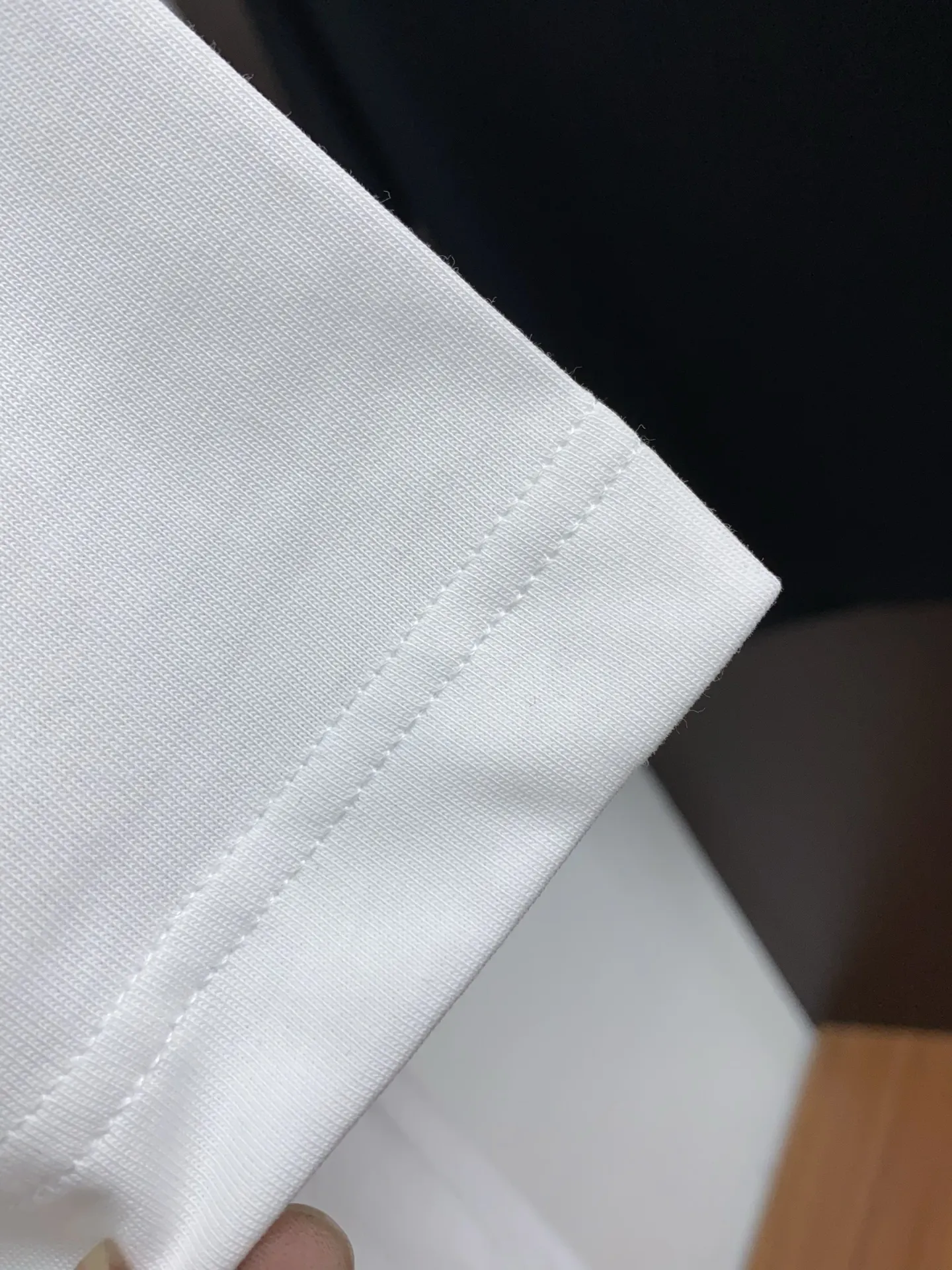 フェンディ新作白半袖TシャツM-3xL - 画像 (6)