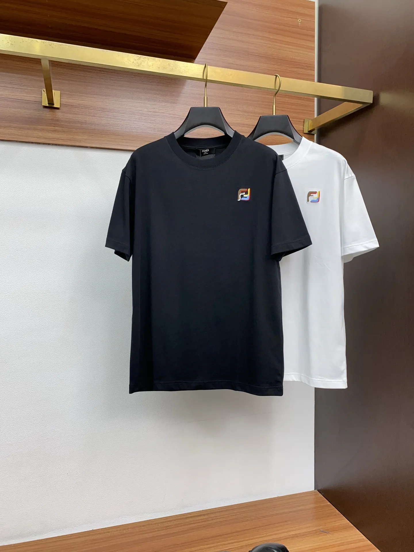 フェンディ新作白半袖TシャツM-3xL - 画像 (9)