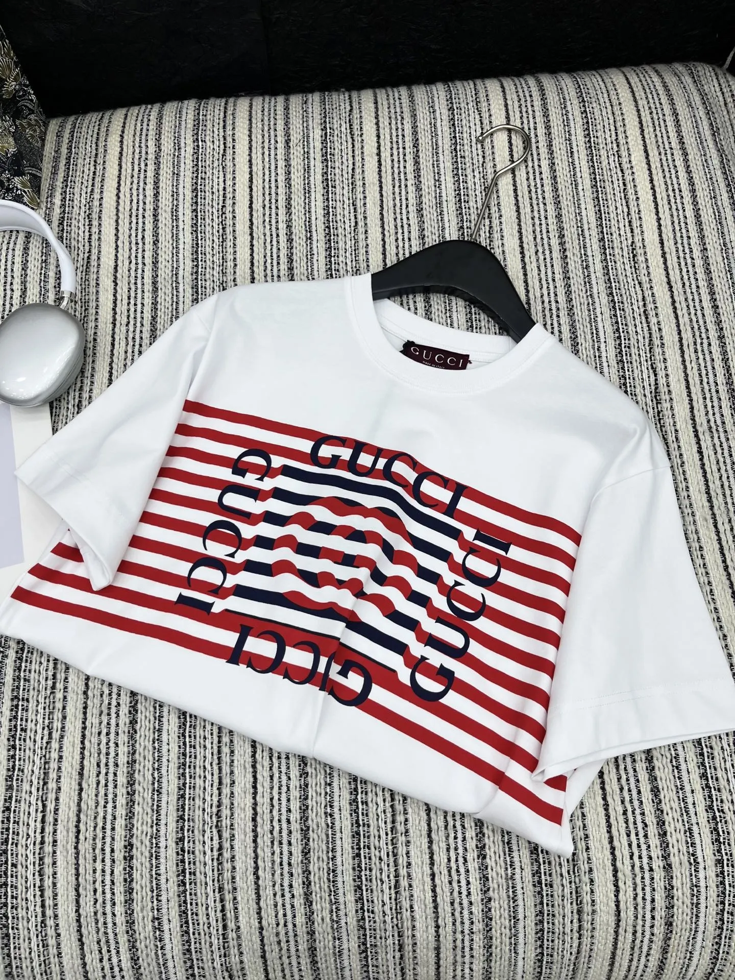 Gucci新作白ストライププリント半袖Tシャツ - 画像 (7)