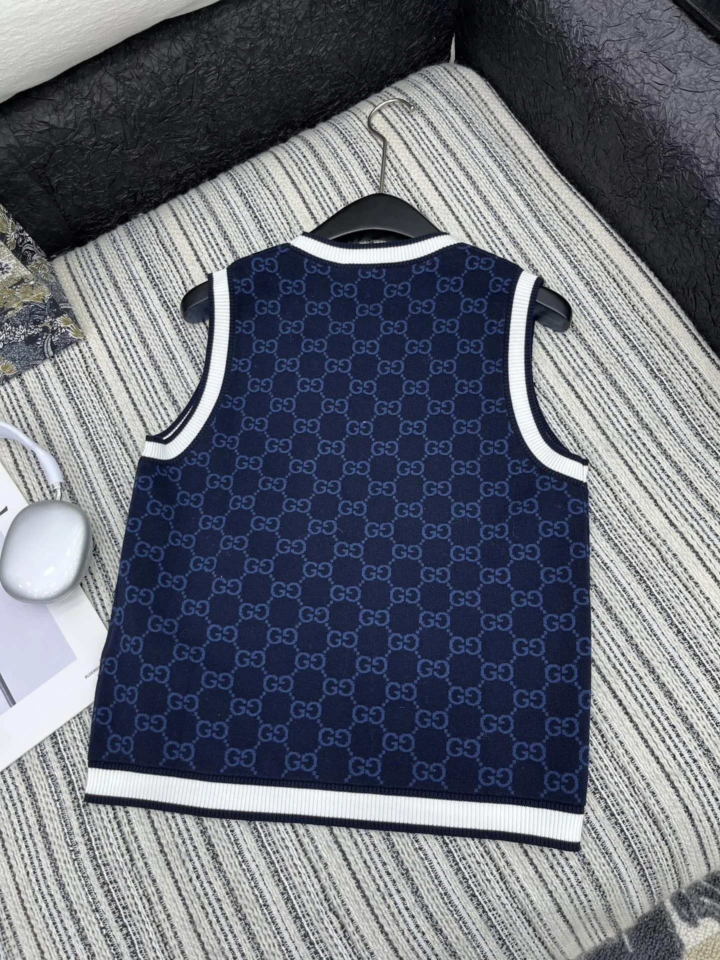 Gucci新作ブルーニットベスト - 画像 (6)