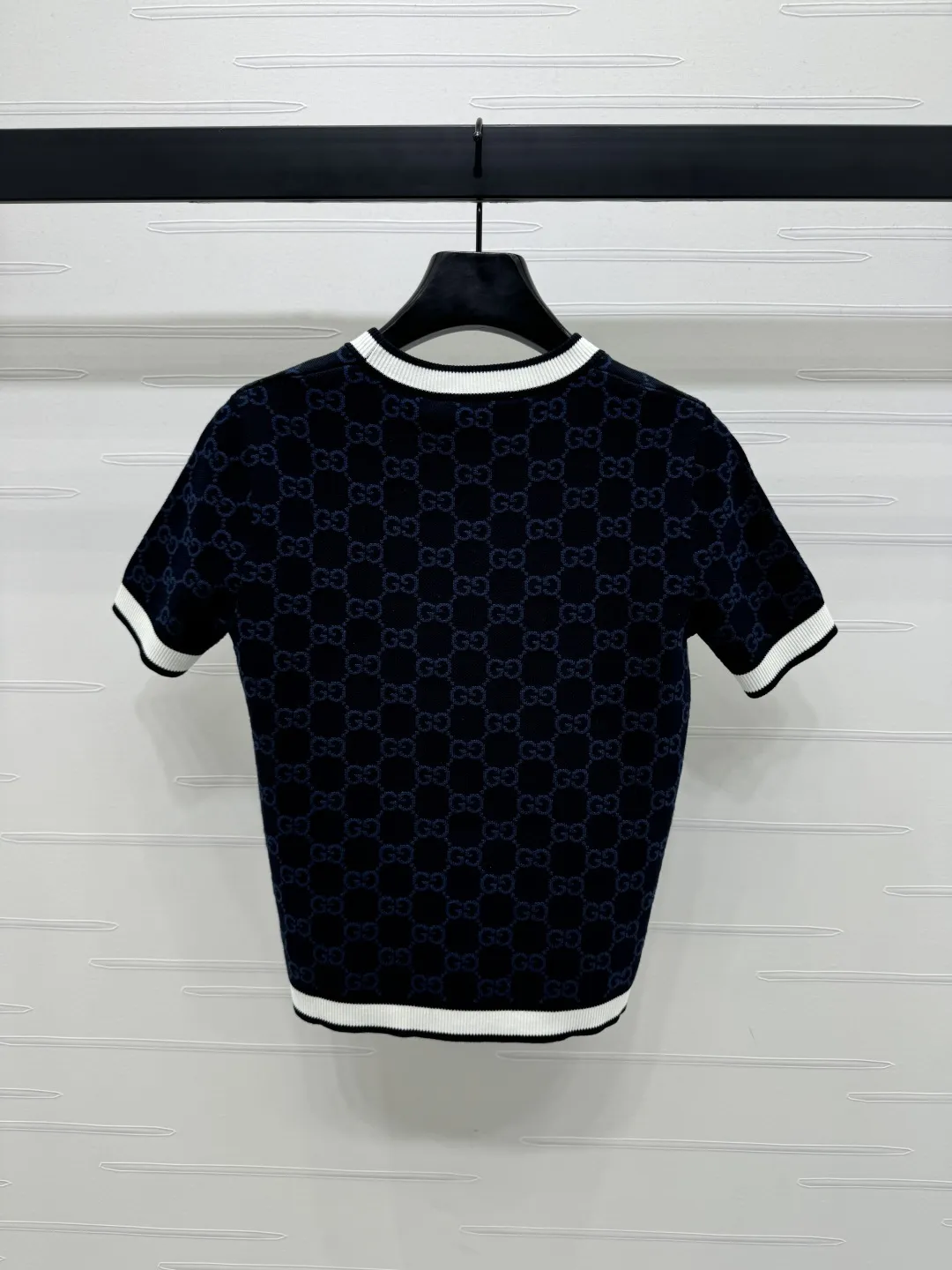 Gucci新作黒ニット半袖トップス - 画像 (9)
