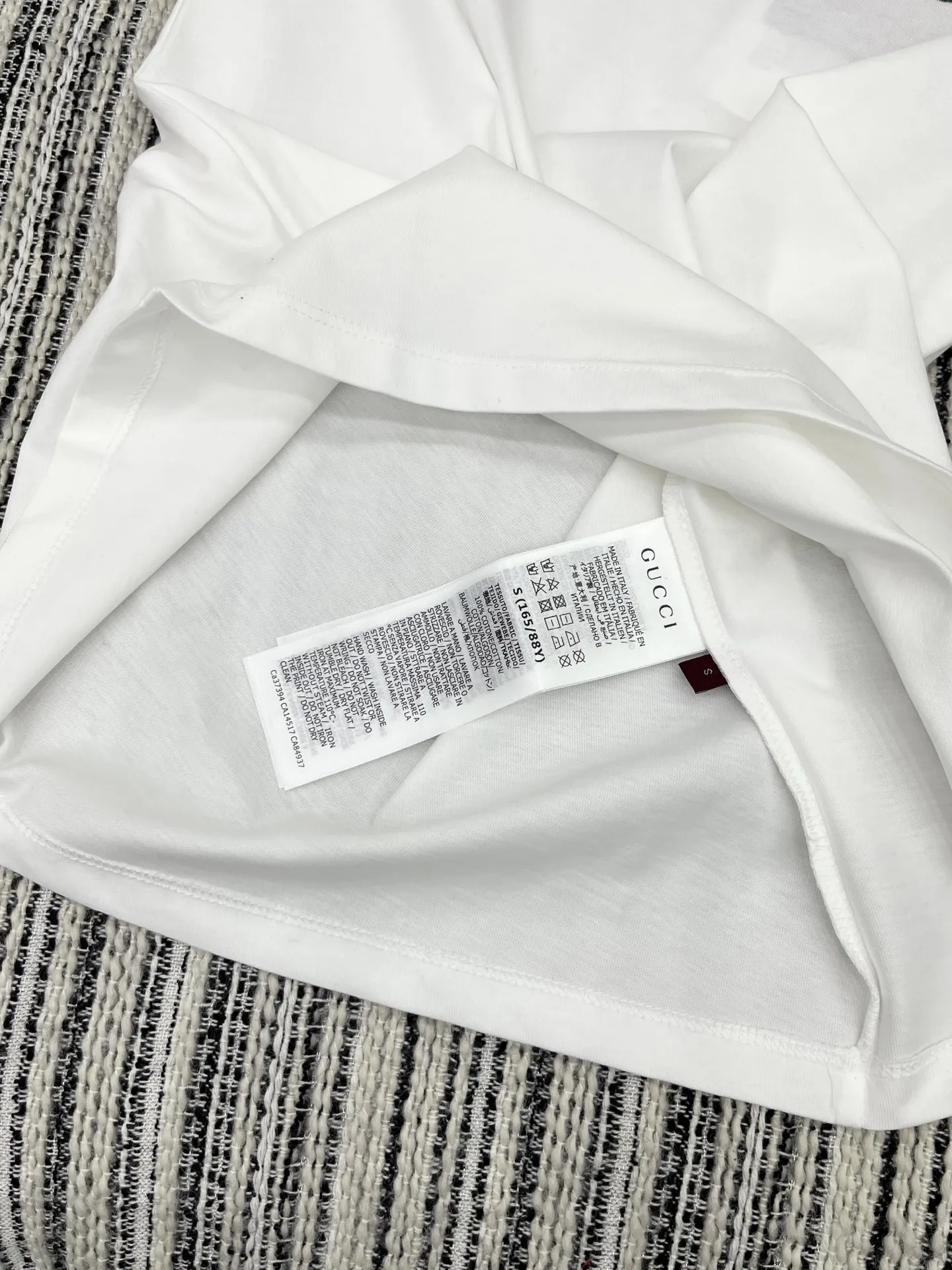 Gucci 新作白刺繍半袖Tシャツ - 画像 (5)