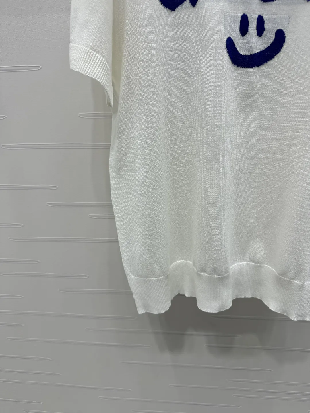 Gucci新作白黒笑顔ニット半袖Tシャツ - 画像 (6)