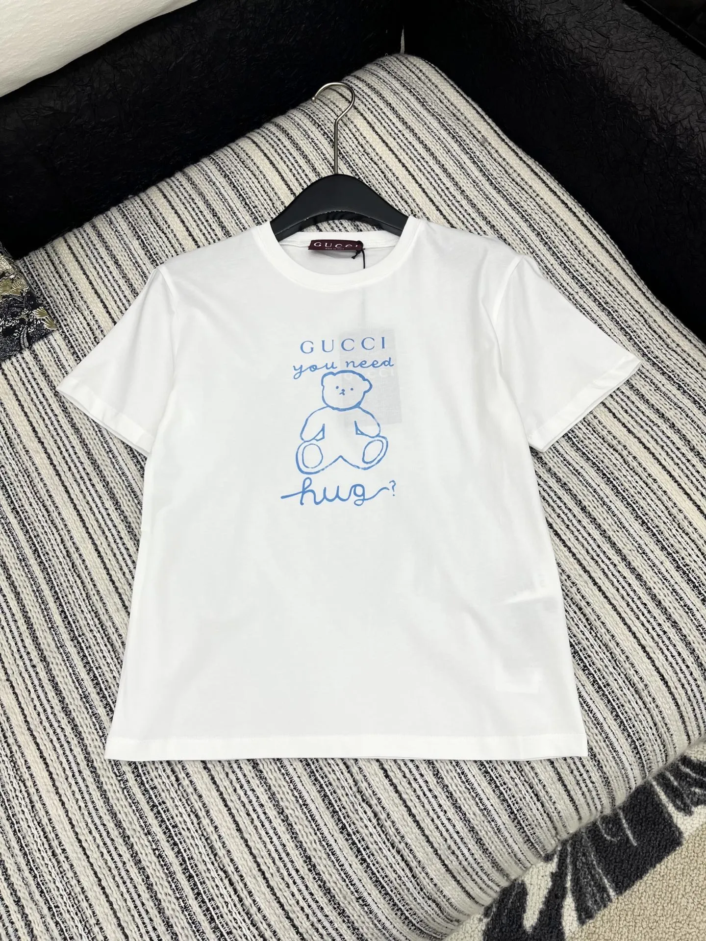 Gucci 25限定シリーズ新作プリント半袖Tシャツ ピンク白 - 画像 (7)