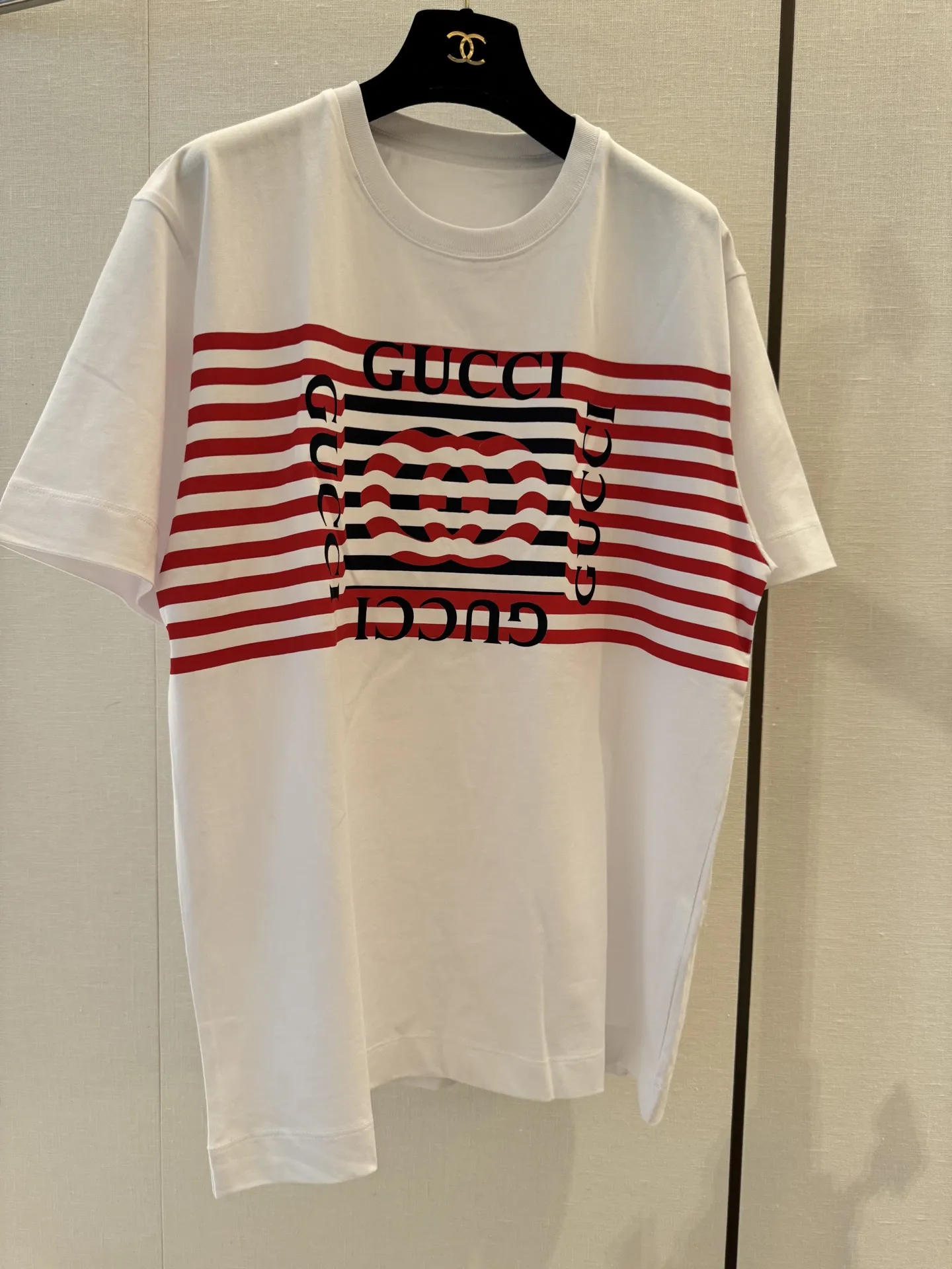 Gucci新作白ストライププリント半袖Tシャツ - 画像 (3)