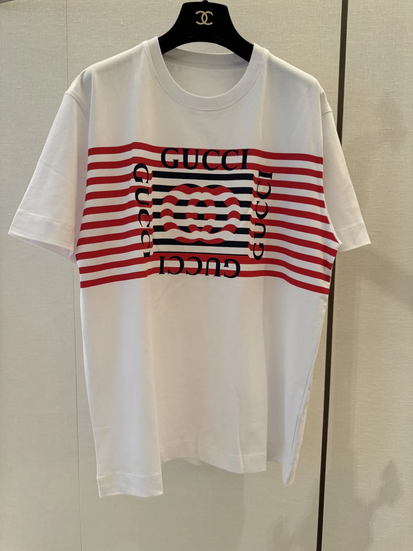 Gucci新作白ストライププリント半袖Tシャツ - 画像 (4)