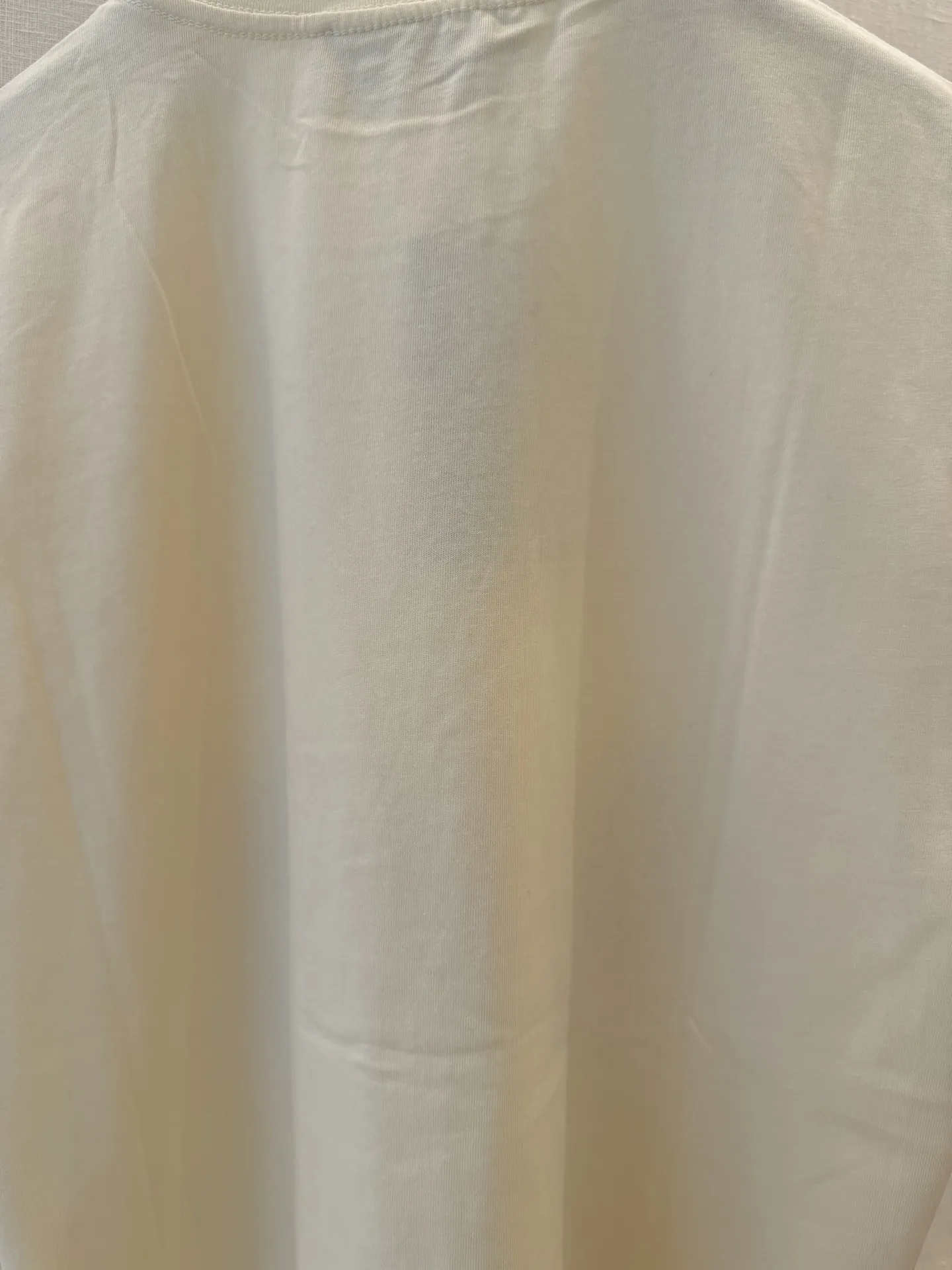 Gucci新作黒猫プリント半袖Tシャツ - 画像 (7)