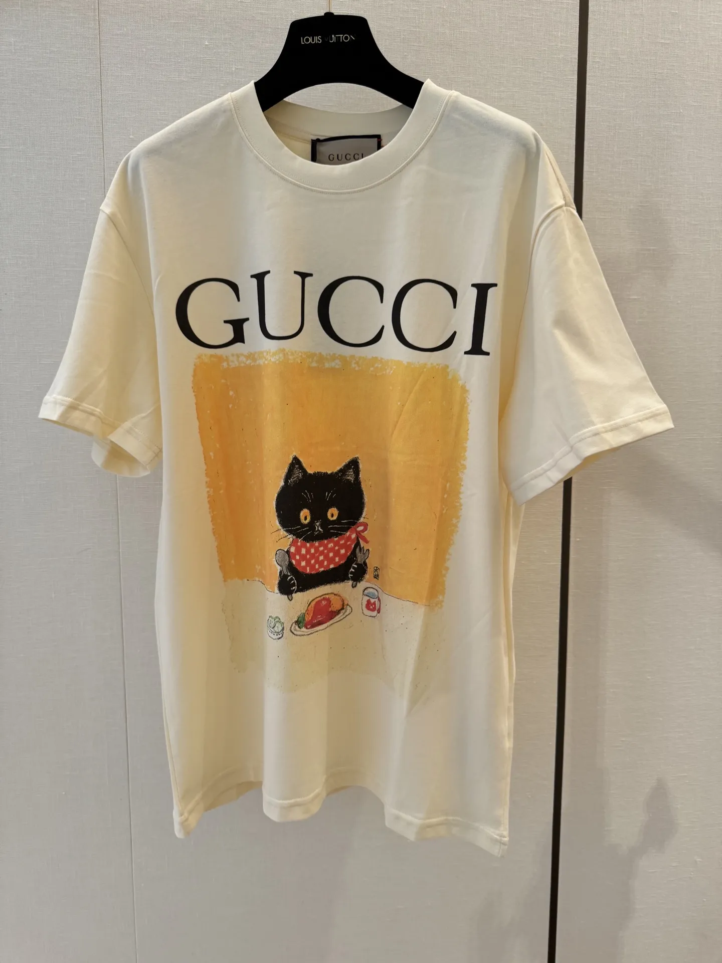 Gucci新作白猫プリント半袖Tシャツ