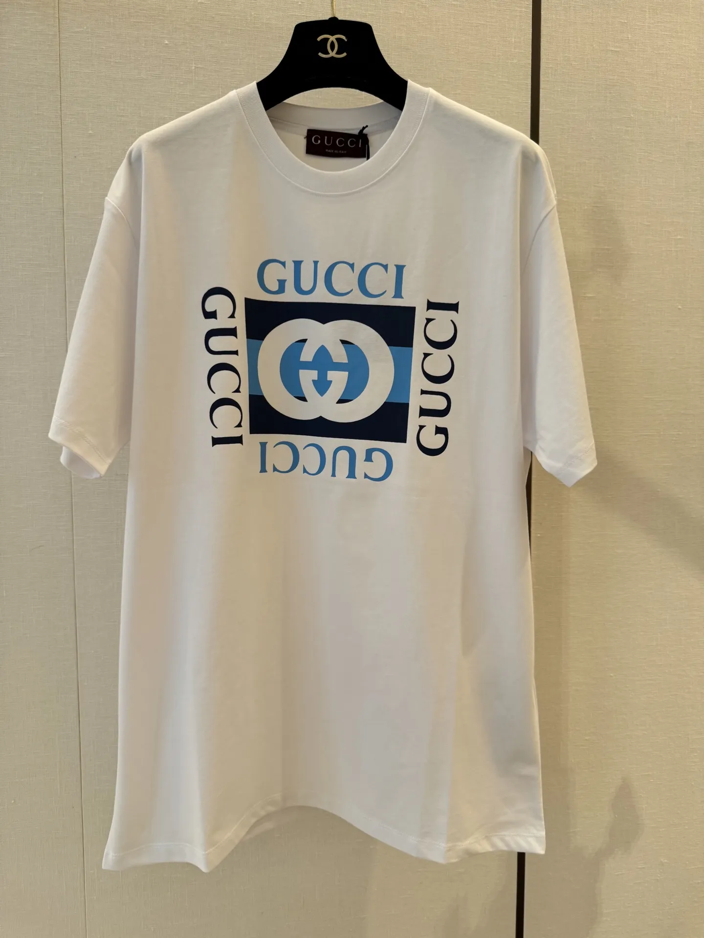 Gucci新作白プリント半袖Tシャツ - 画像 (4)