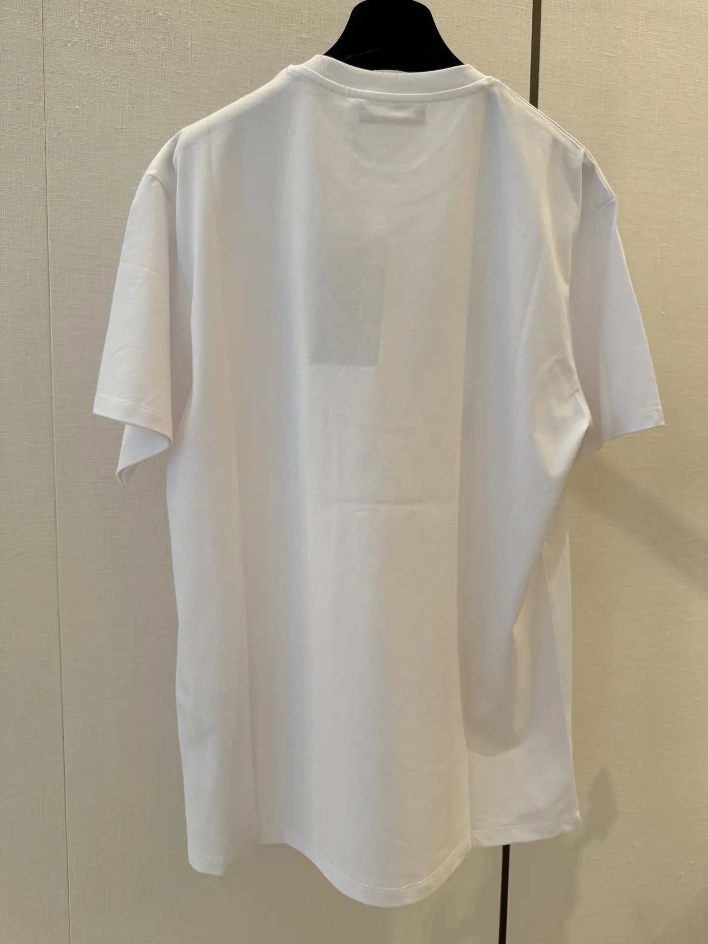 Gucci新作白プリント半袖Tシャツ - 画像 (9)