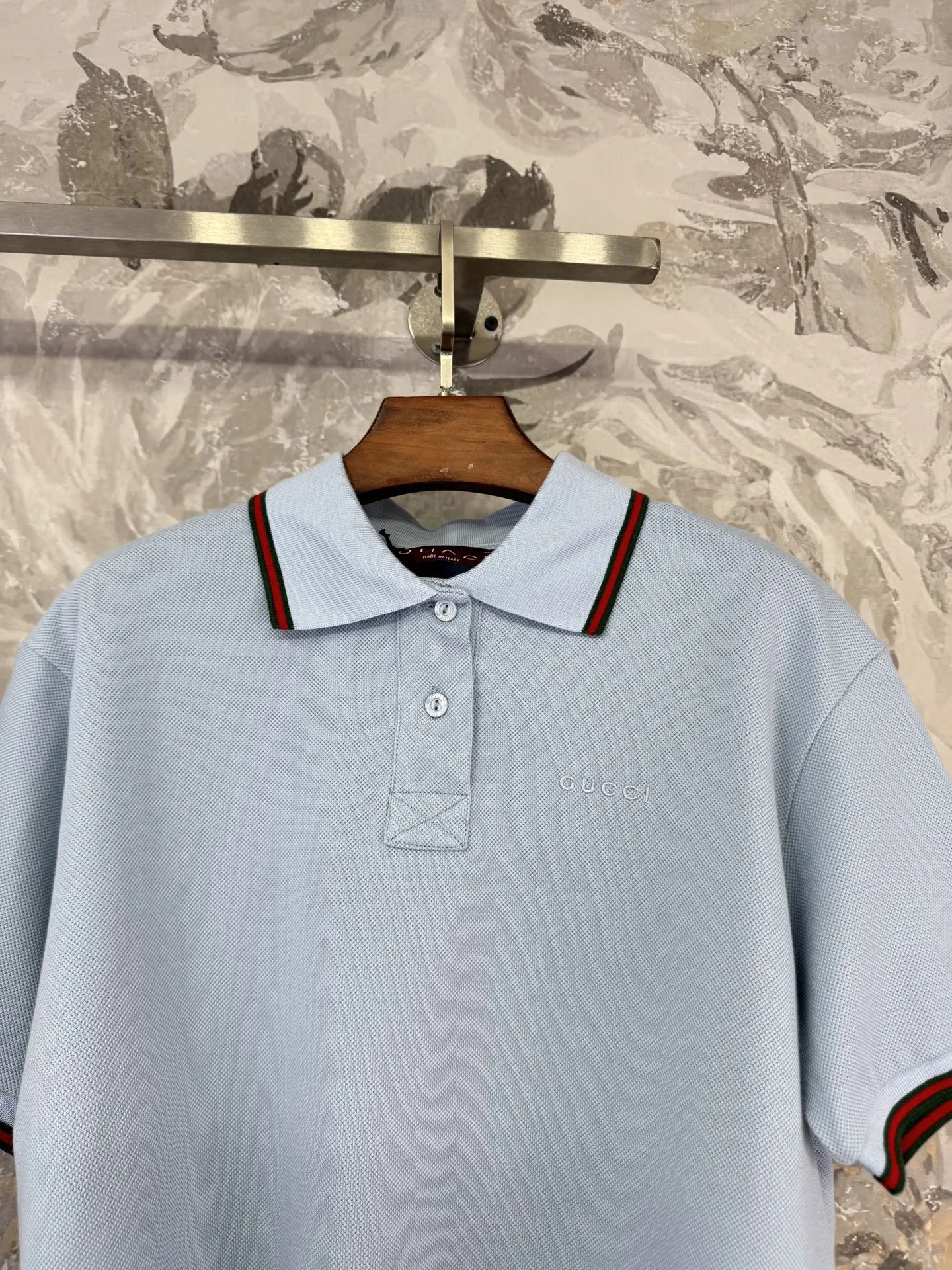 Gucci 新作 ライトブルー ポロ半袖Tシャツ - 画像 (3)