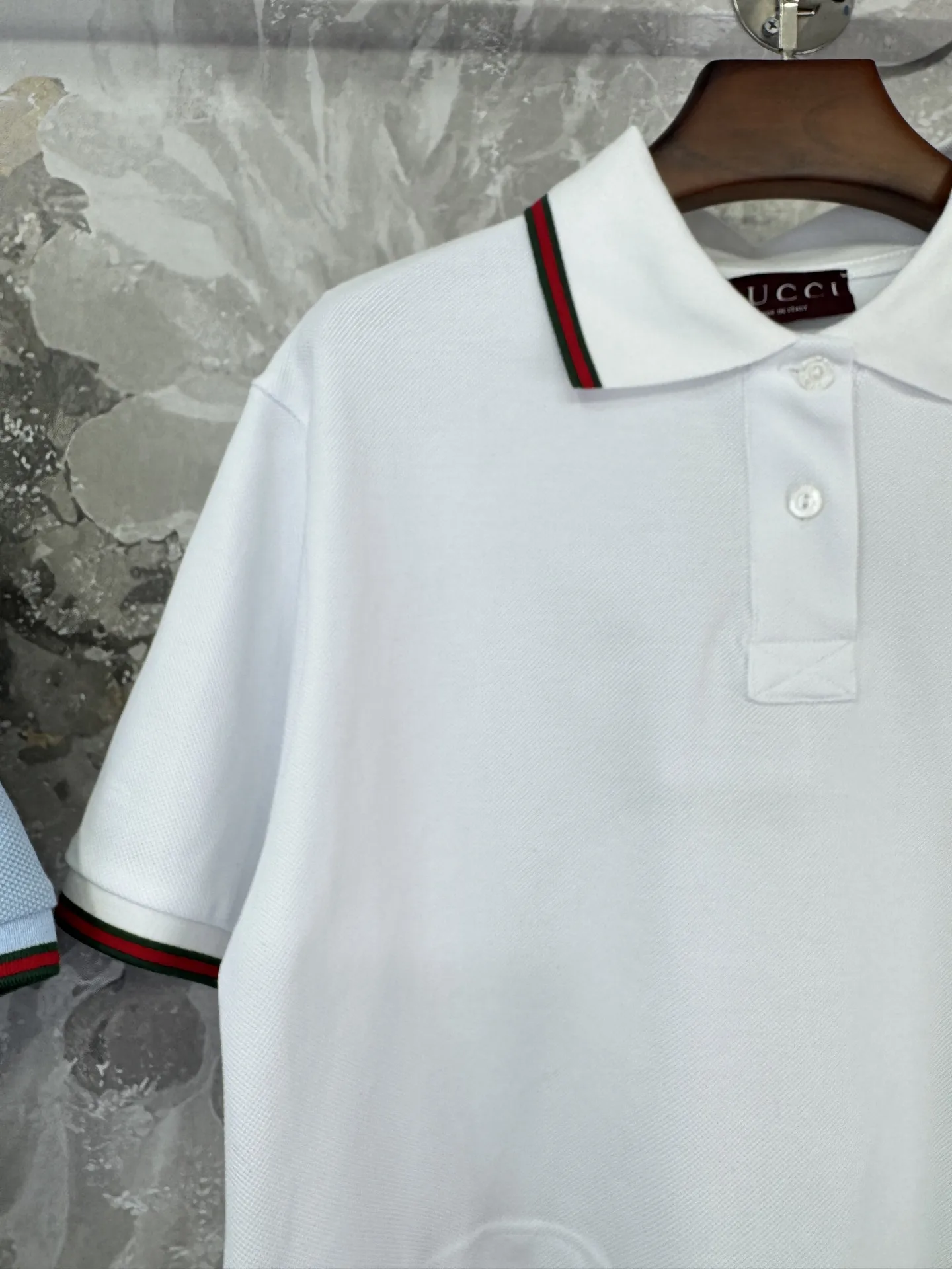 Gucci新作白ストライプ半袖ポロTシャツ - 画像 (4)