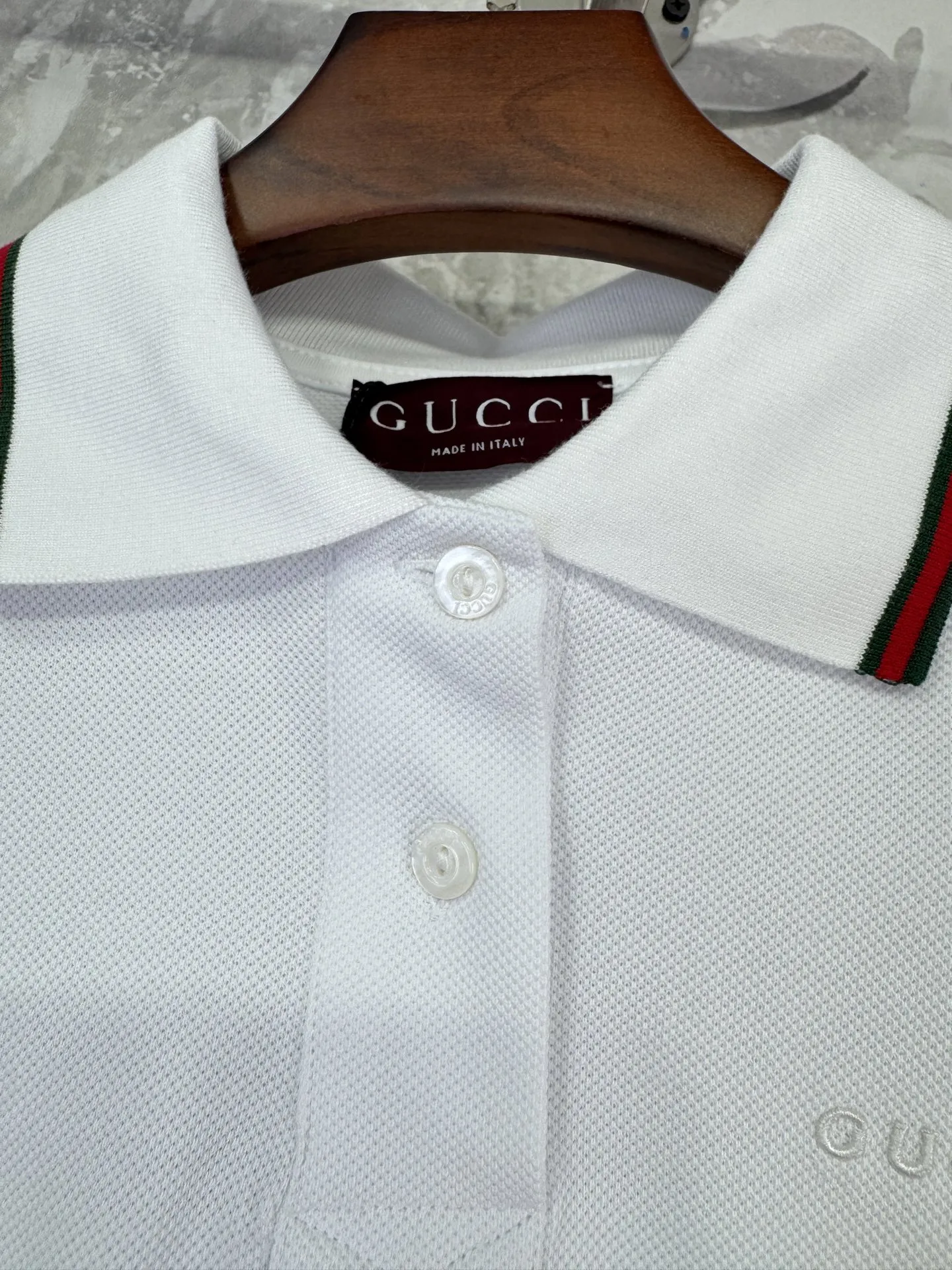 Gucci新作白ストライプ半袖ポロTシャツ - 画像 (5)