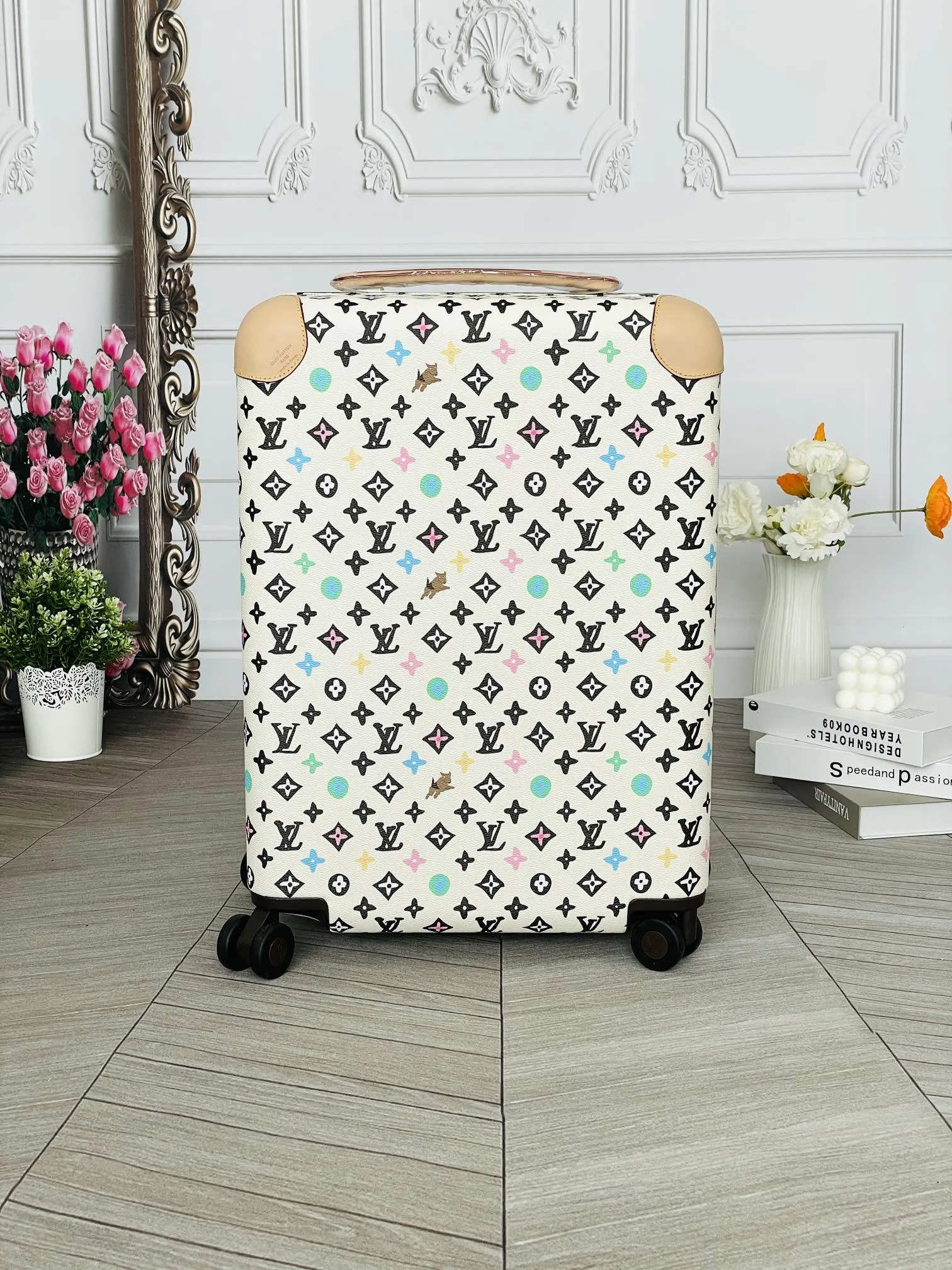 ルイヴィトン ホワイト Horizon 4輪スーツケース